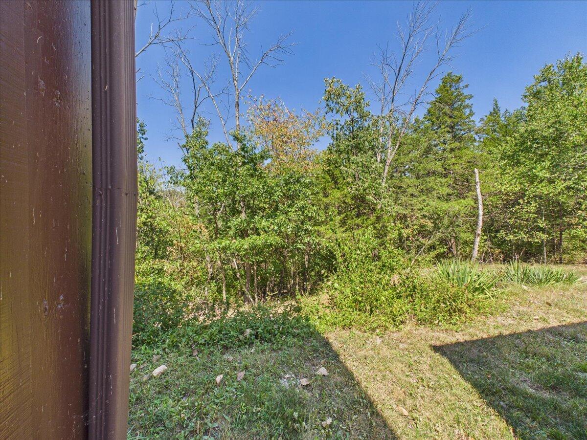 21420 Edge Water Lane Property Photo 8
