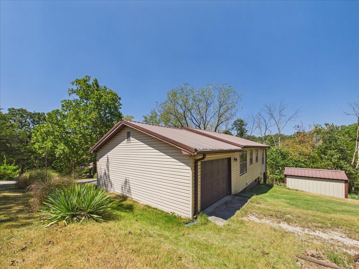 21420 Edge Water Lane Property Photo 12