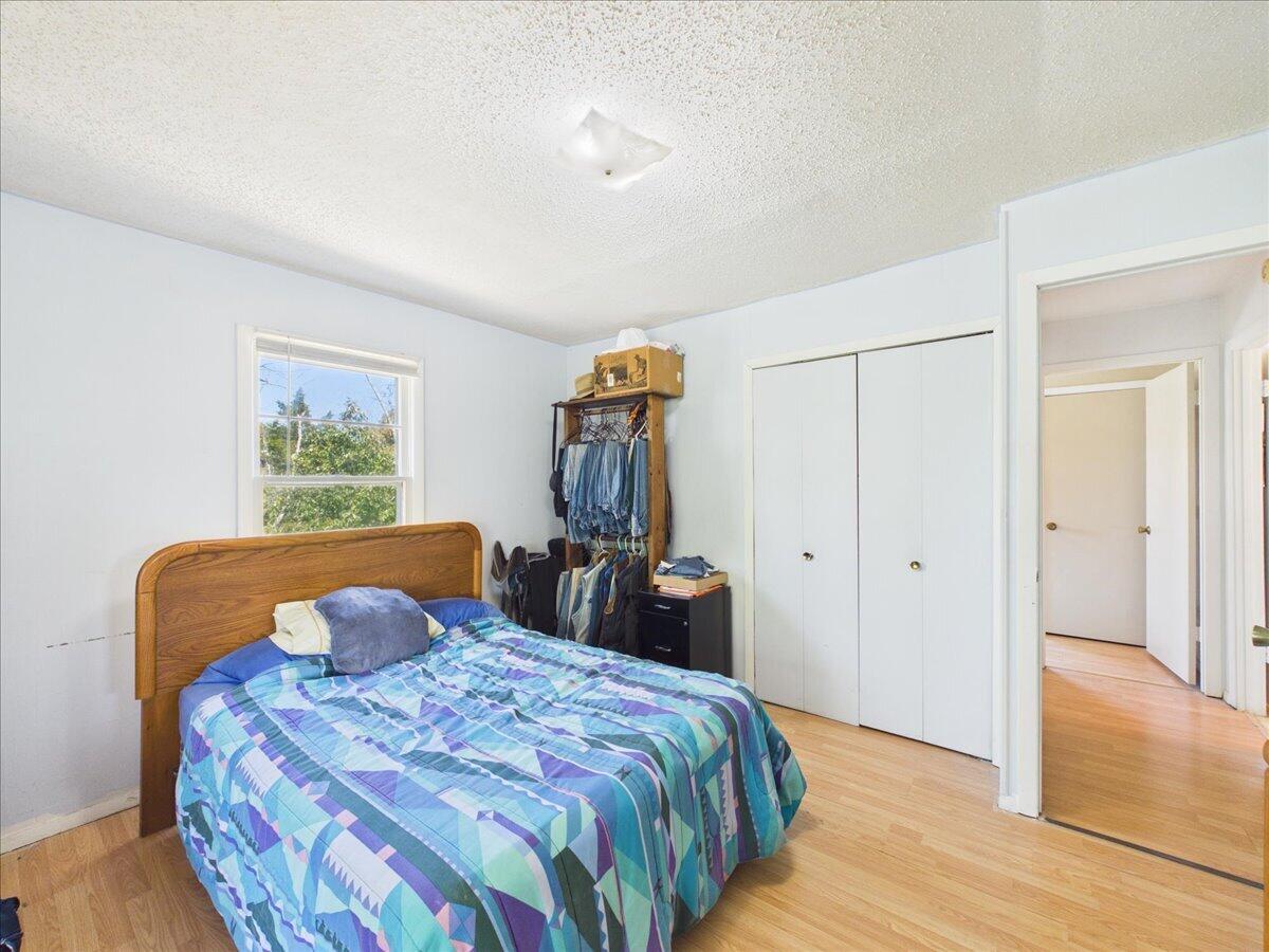 21420 Edge Water Lane Property Photo 34