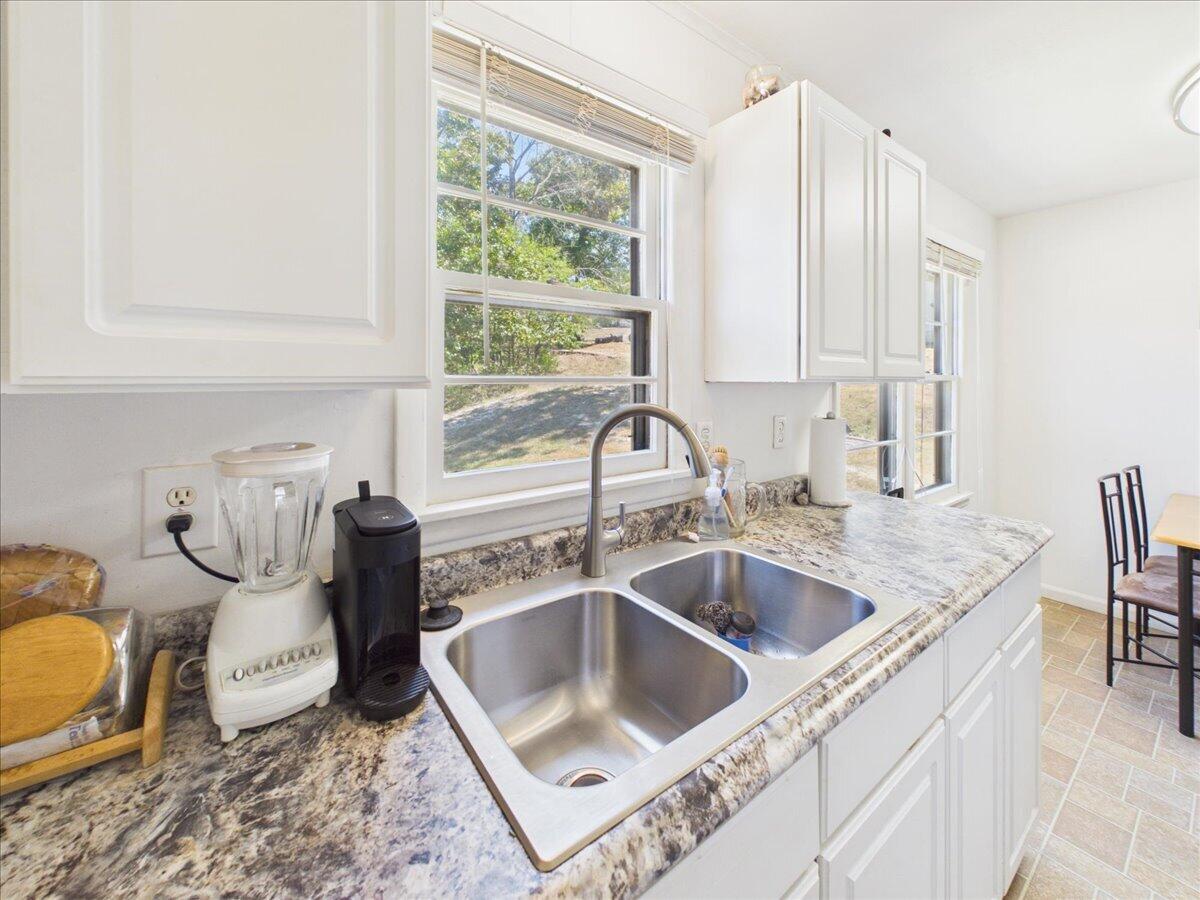 21420 Edge Water Lane Property Photo 41