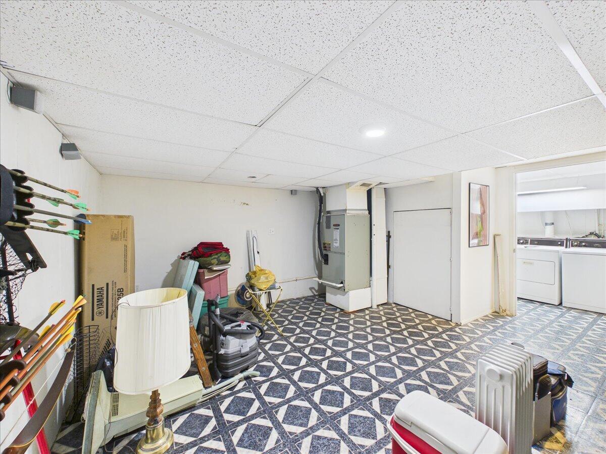 21420 Edge Water Lane Property Photo 49