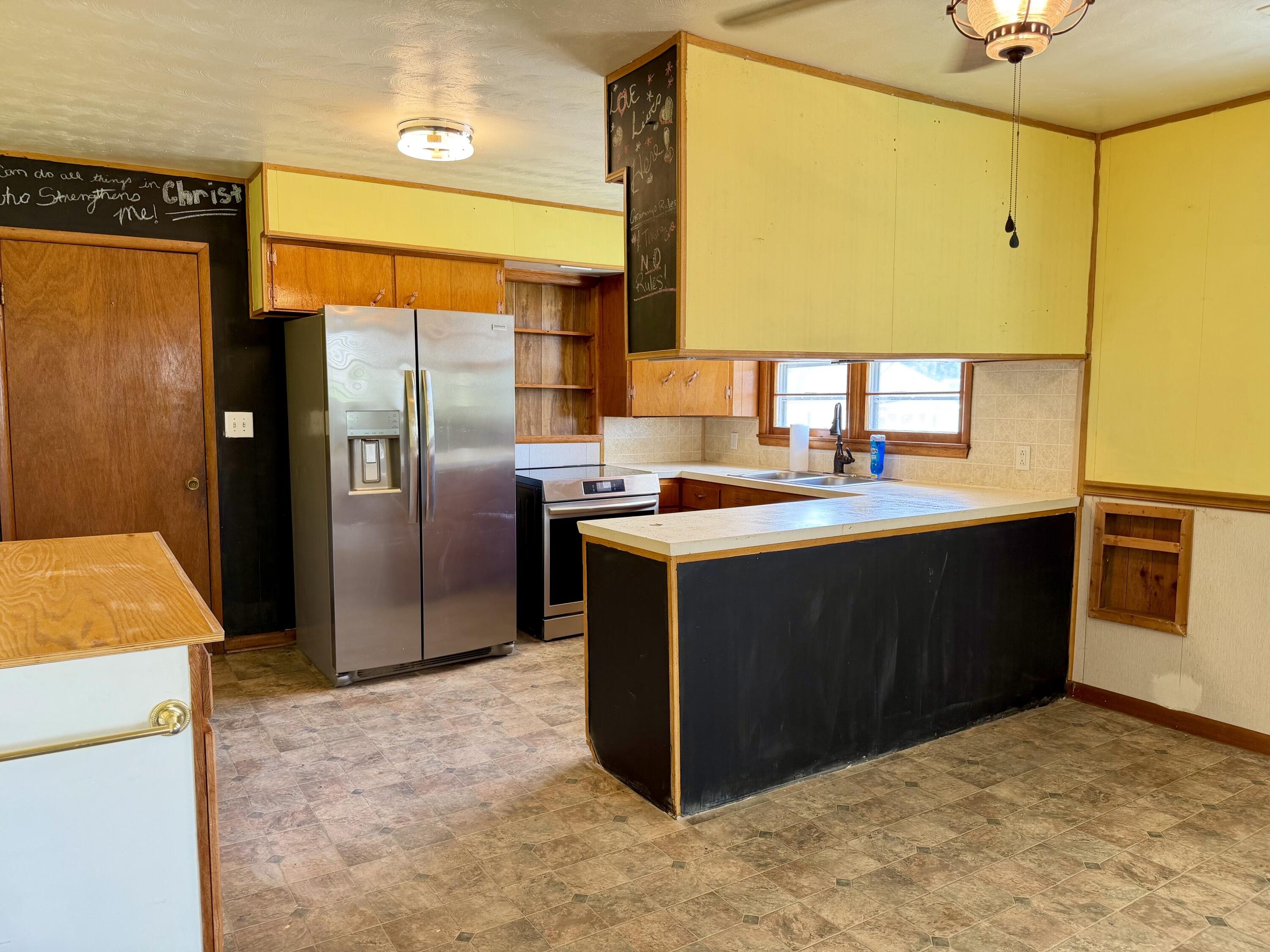 101 West Wood Street Property Photo 6
