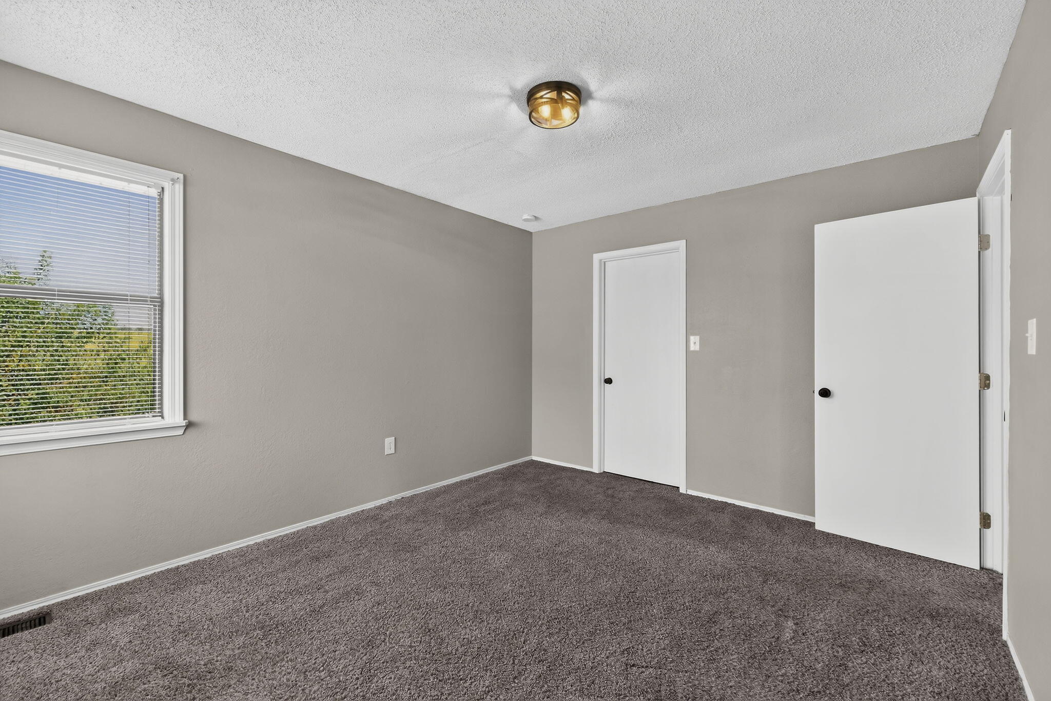 813 Kentucky Road Property Photo 14
