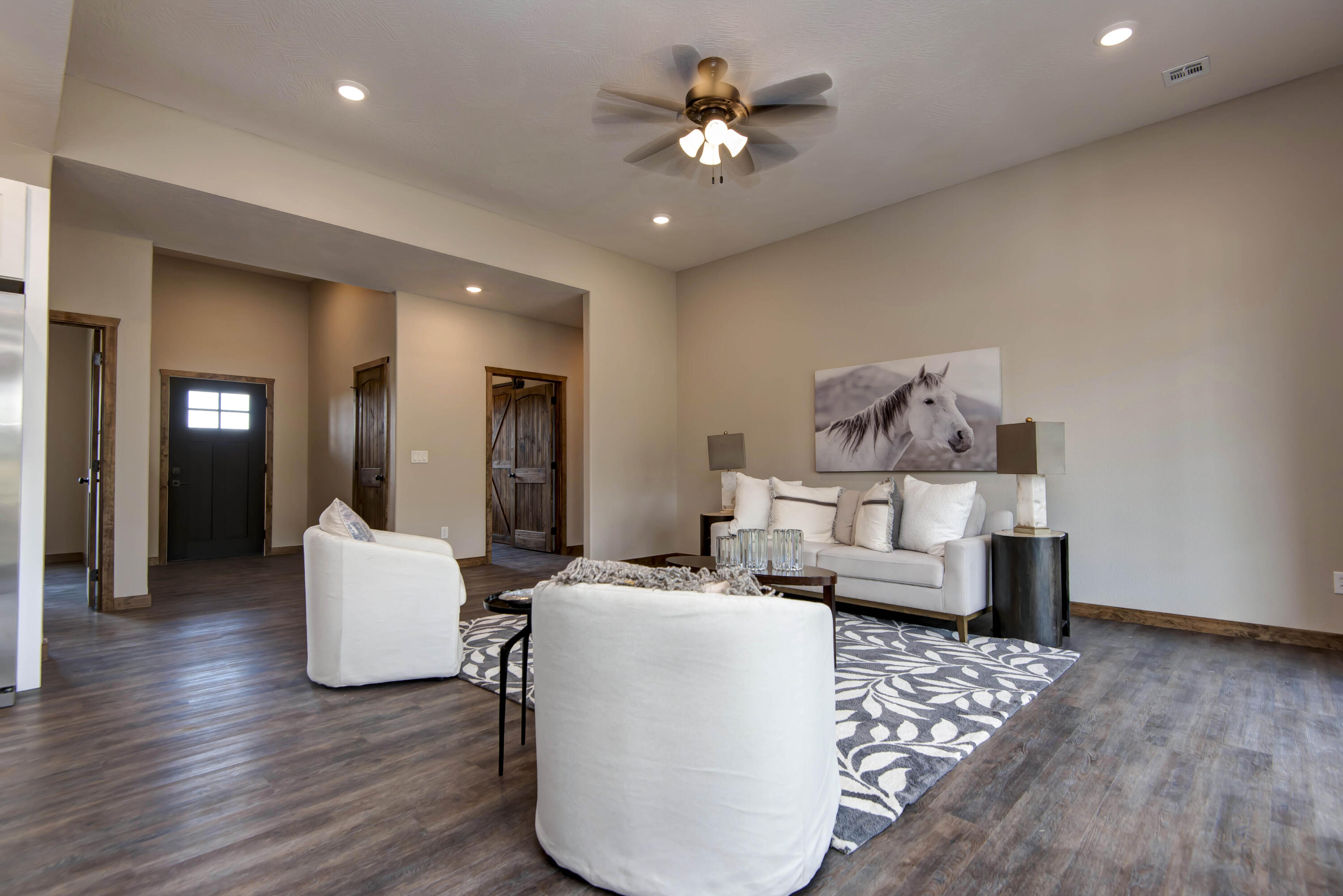 10747 Lawrence 1162 Property Photo 4