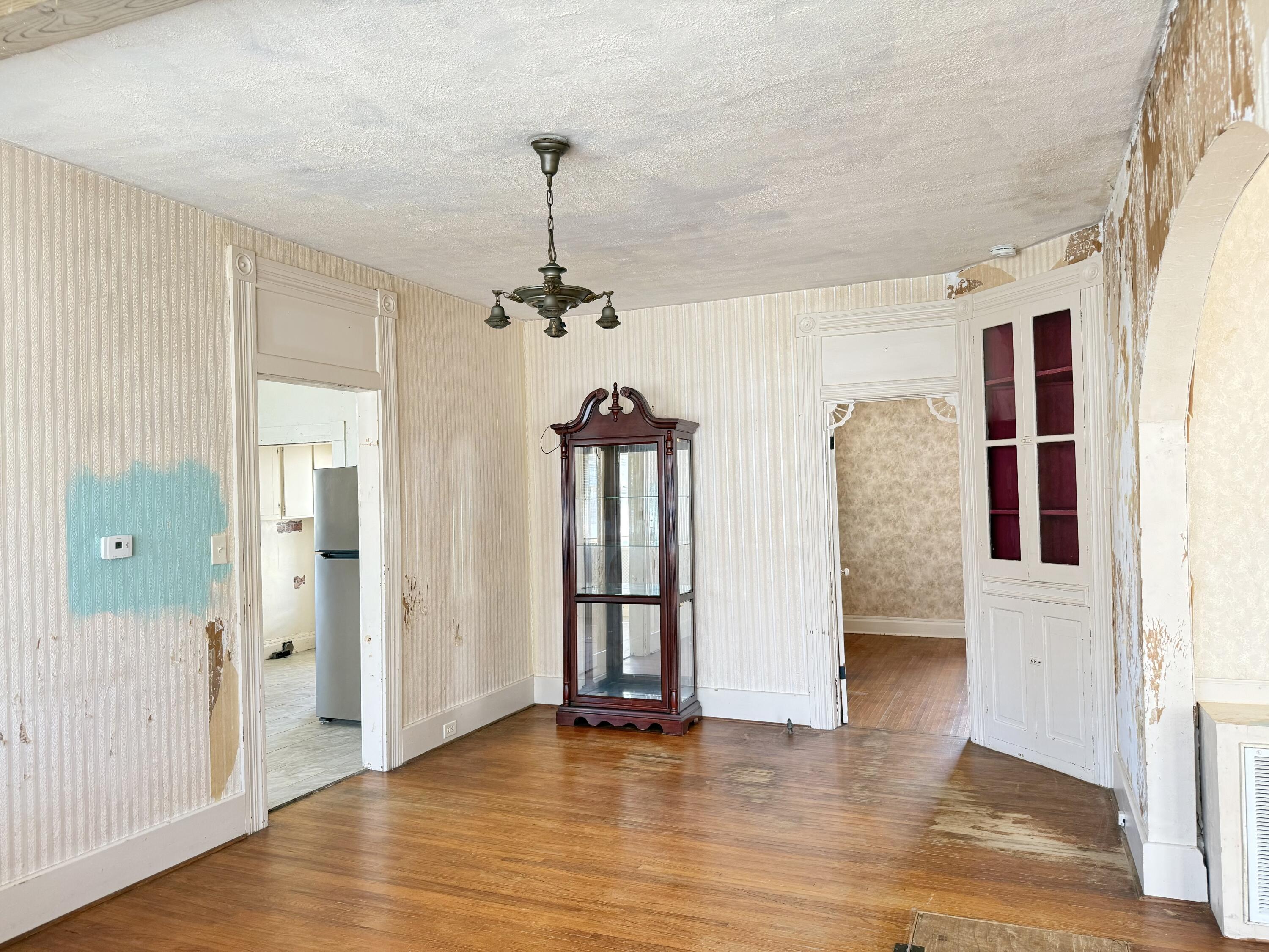 600 4th Street Property Photo 7