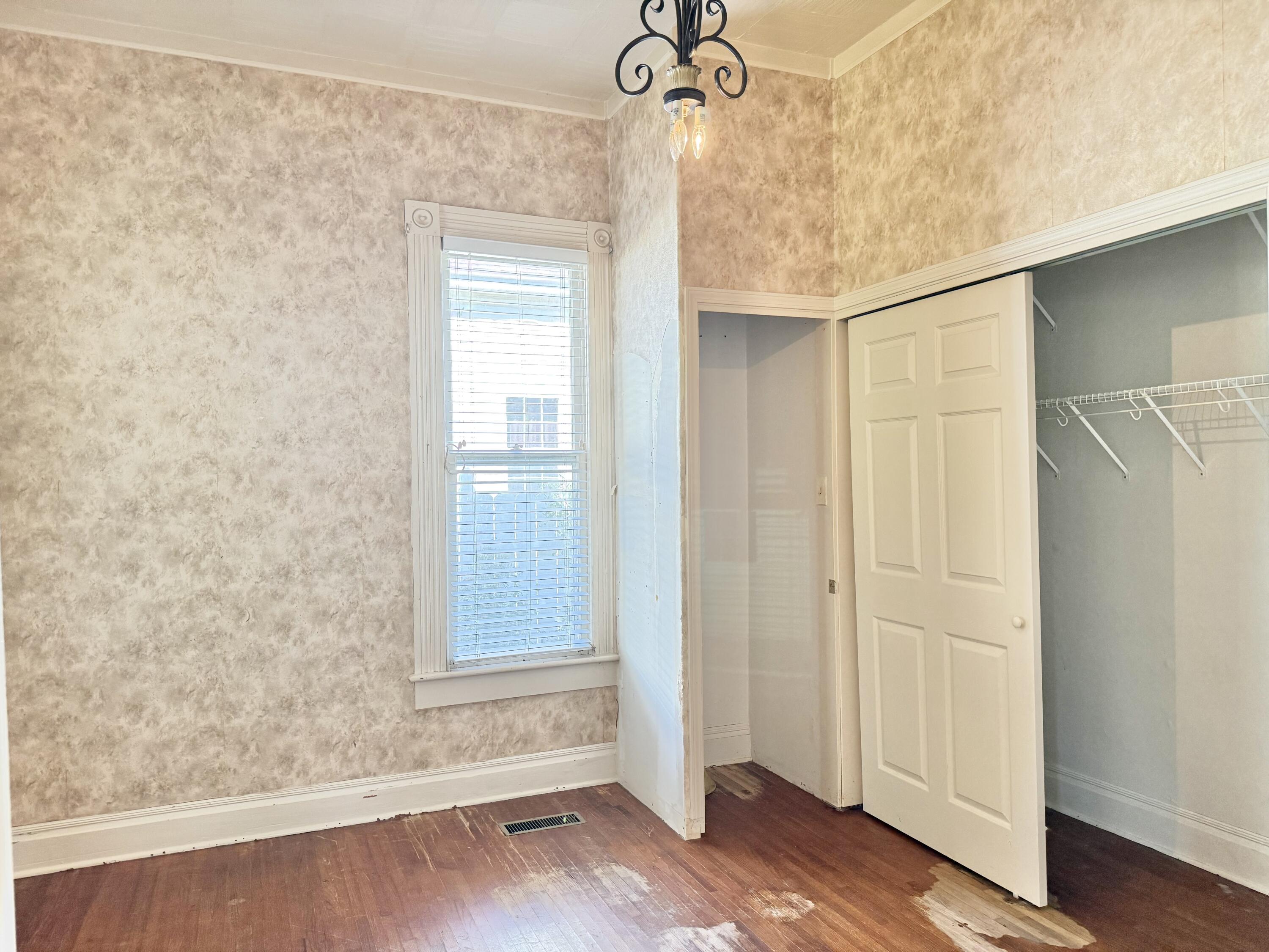 600 4th Street Property Photo 14