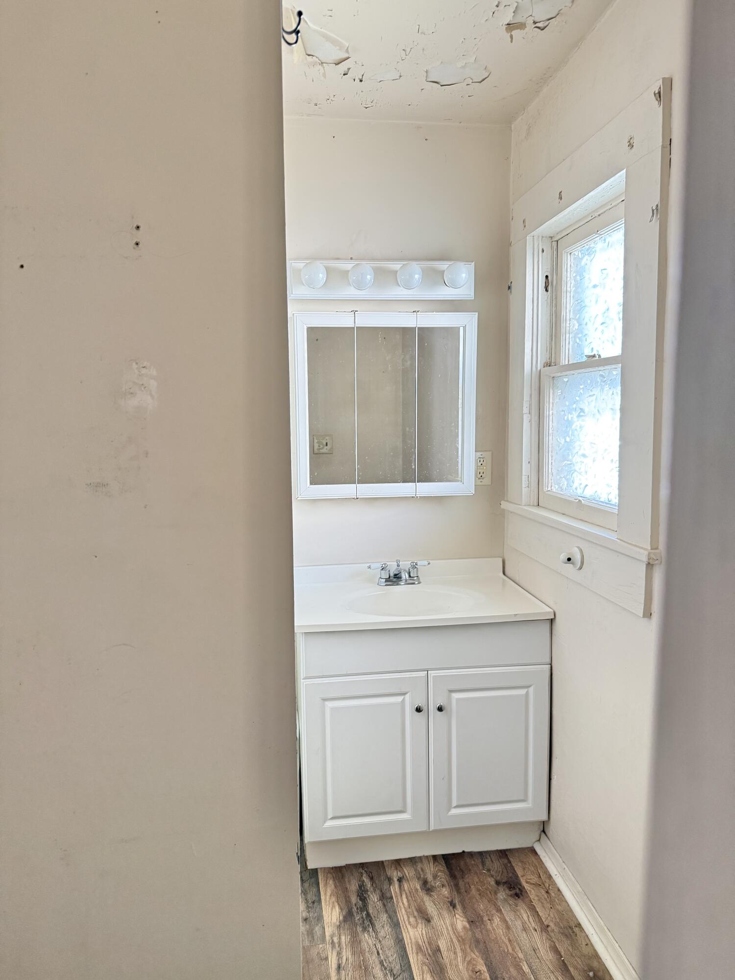 600 4th Street Property Photo 15