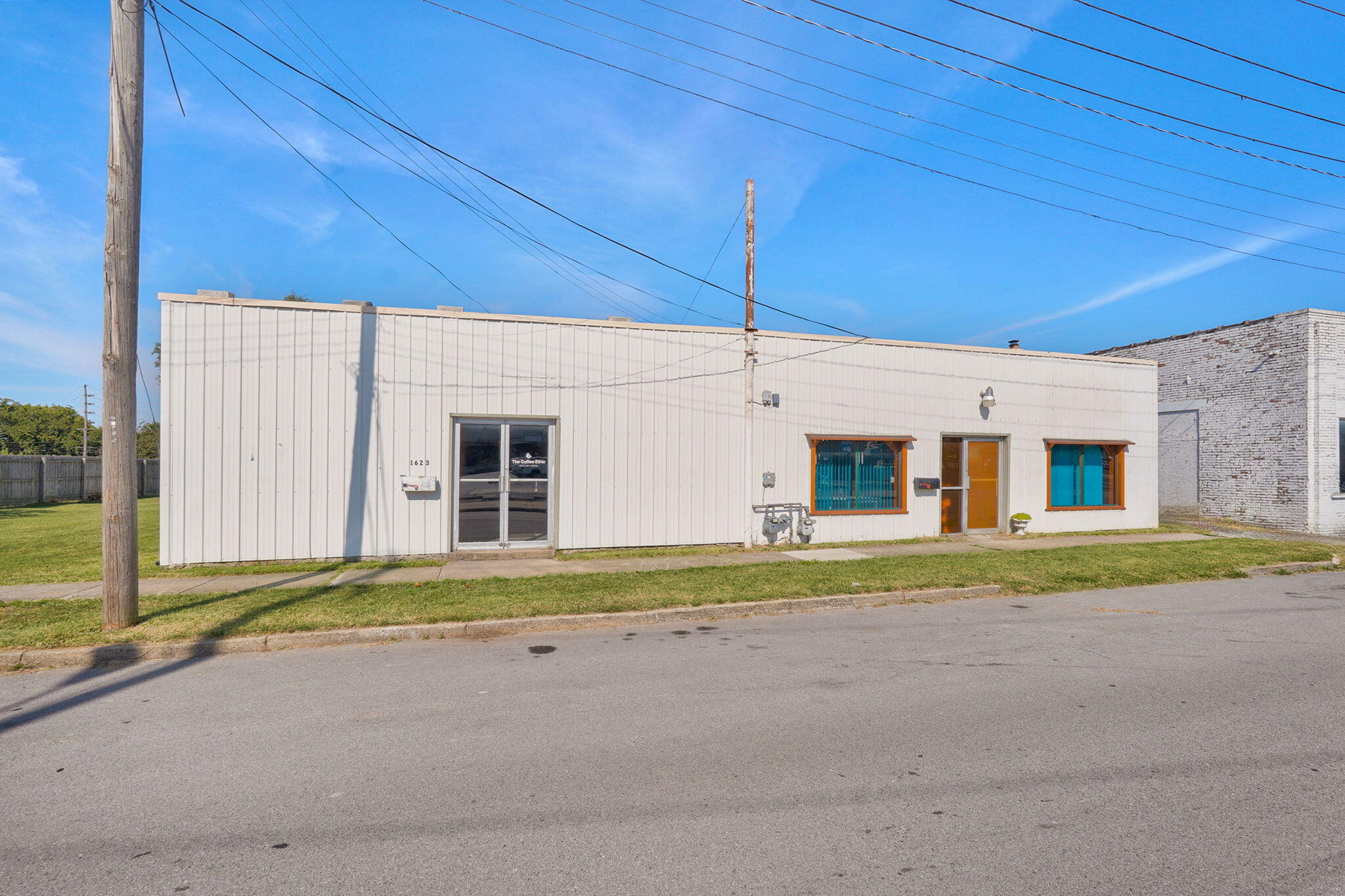 1625 North Campbell Avenue Property Photo 1
