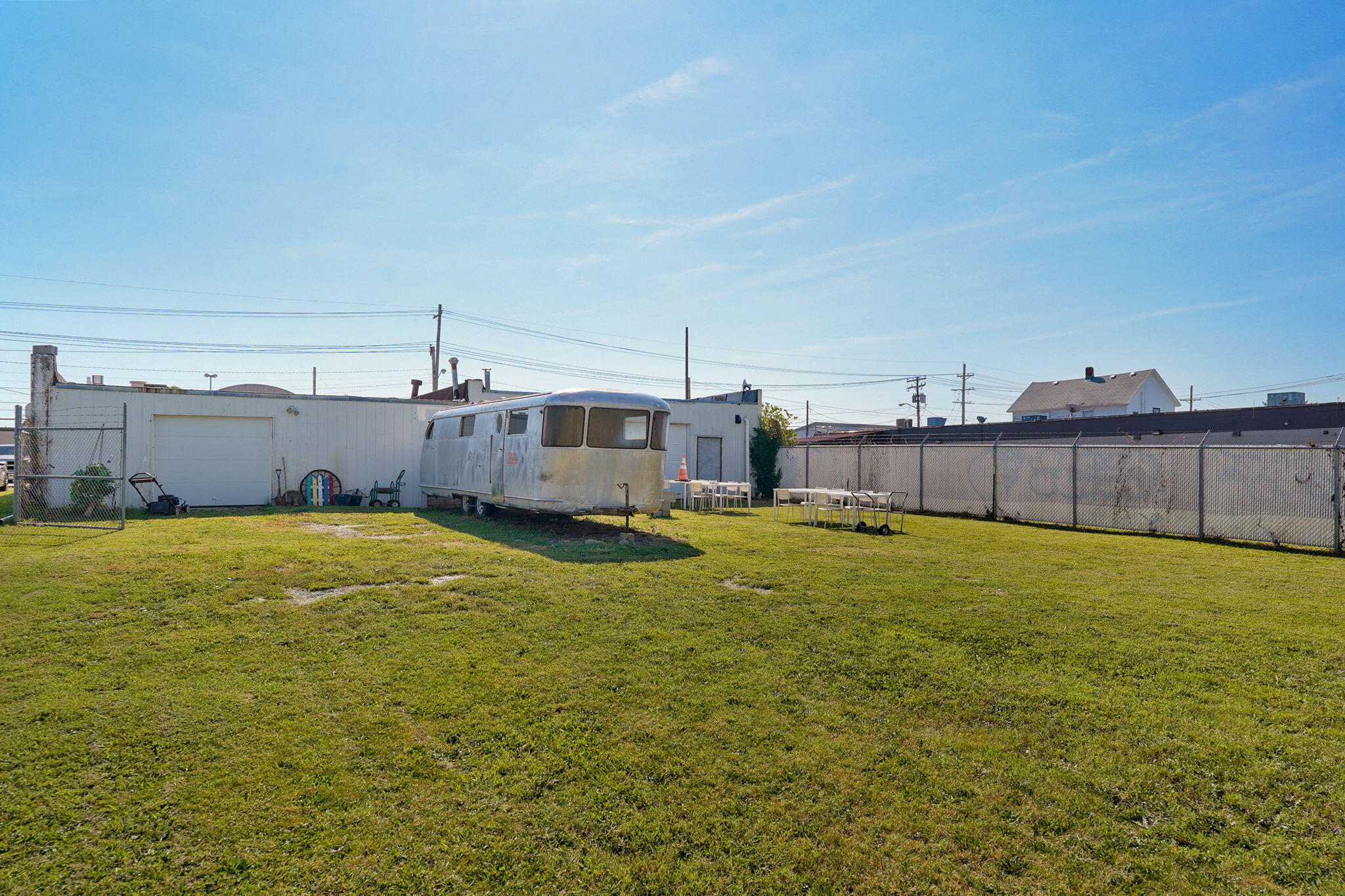1625 North Campbell Avenue Property Photo 14