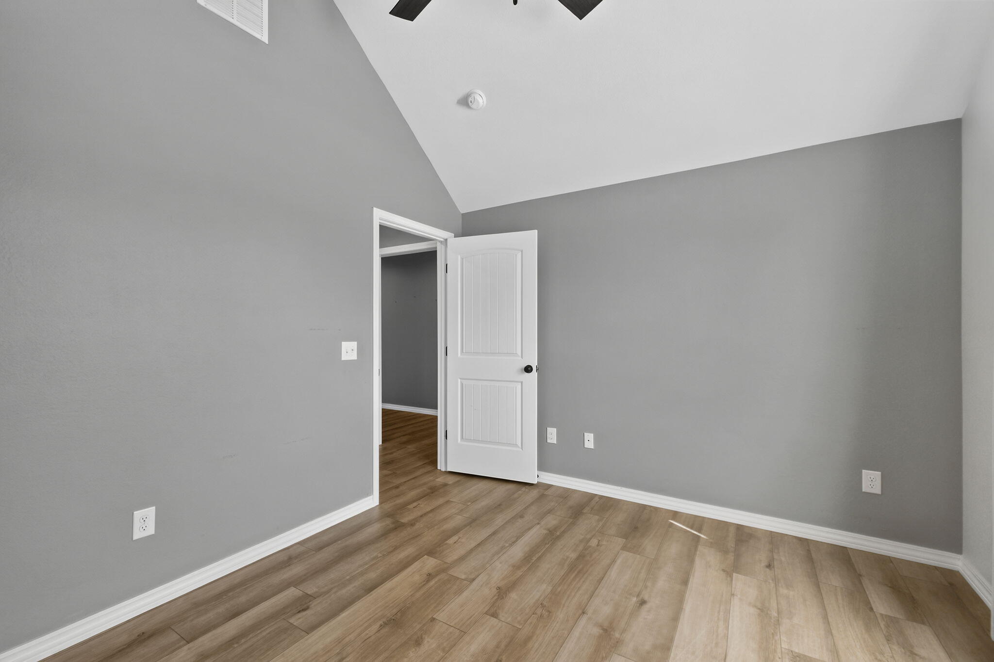 1481 North Lyon Avenue Property Photo 22