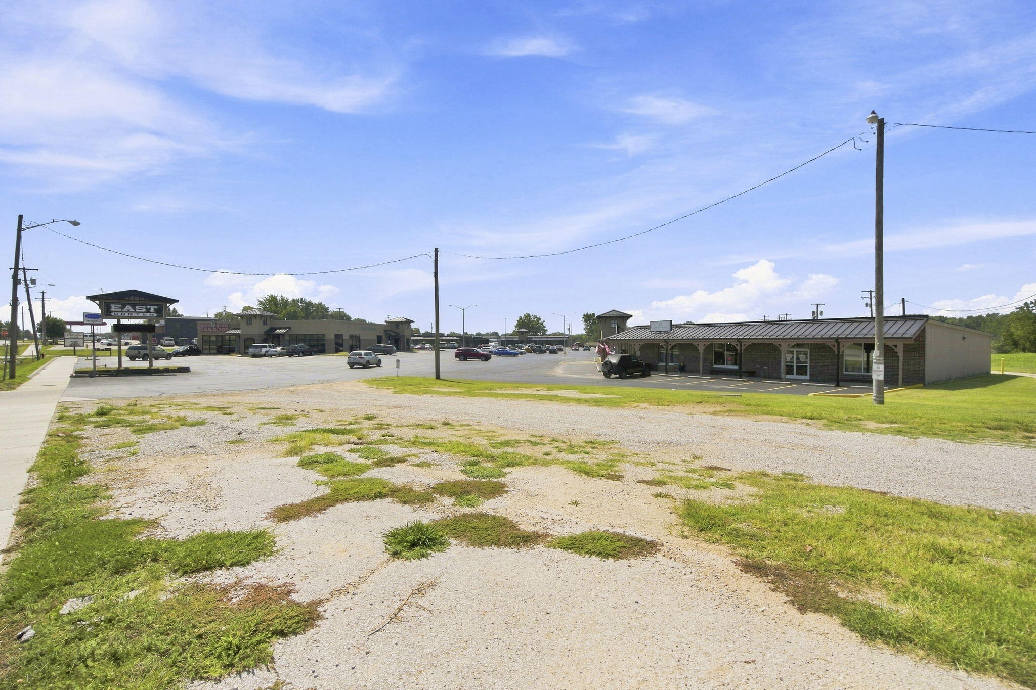 302 East Jackson Street Property Photo 5