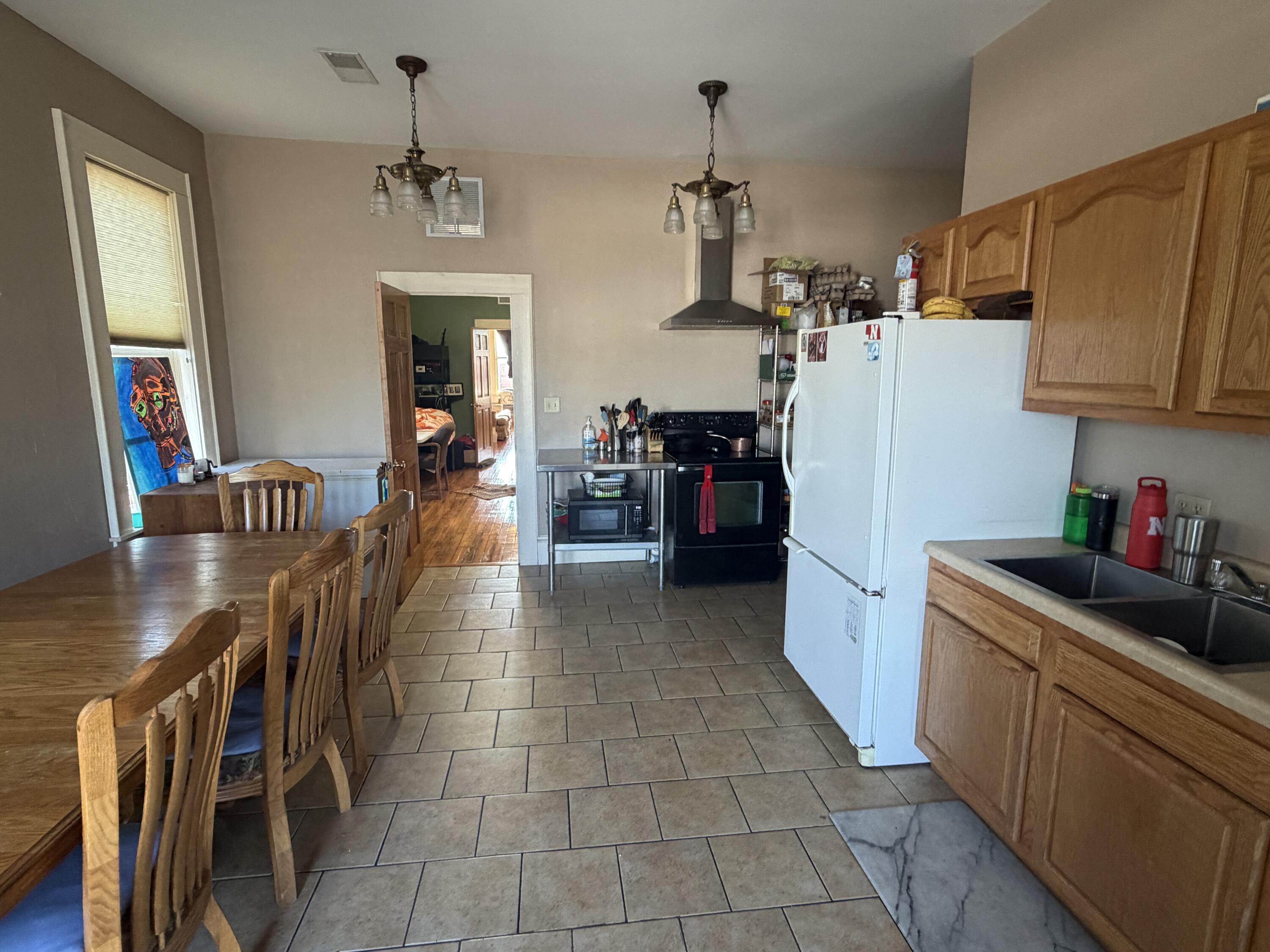 313 Washington Avenue Property Photo 4