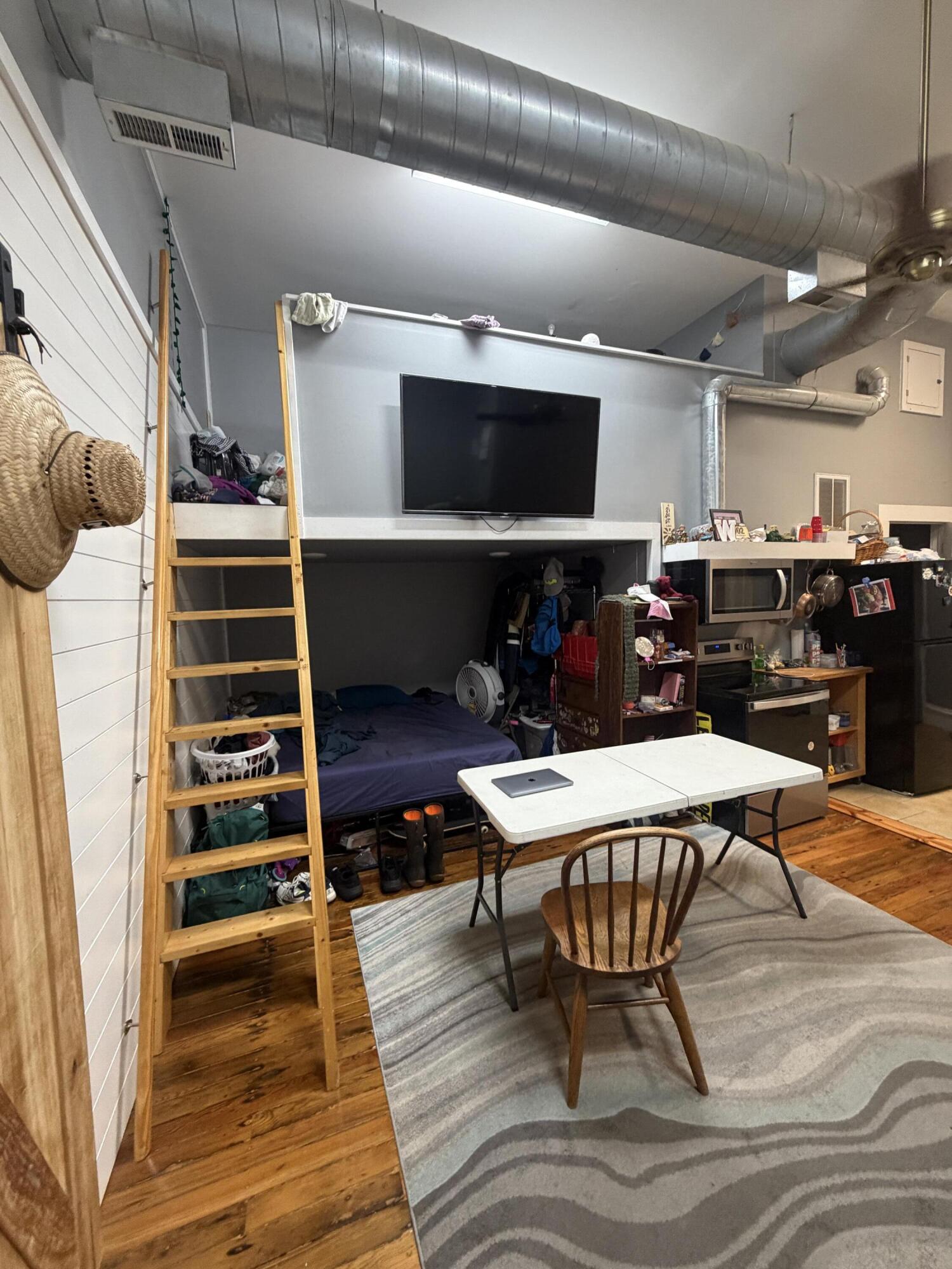 313 Washington Avenue Property Photo 12