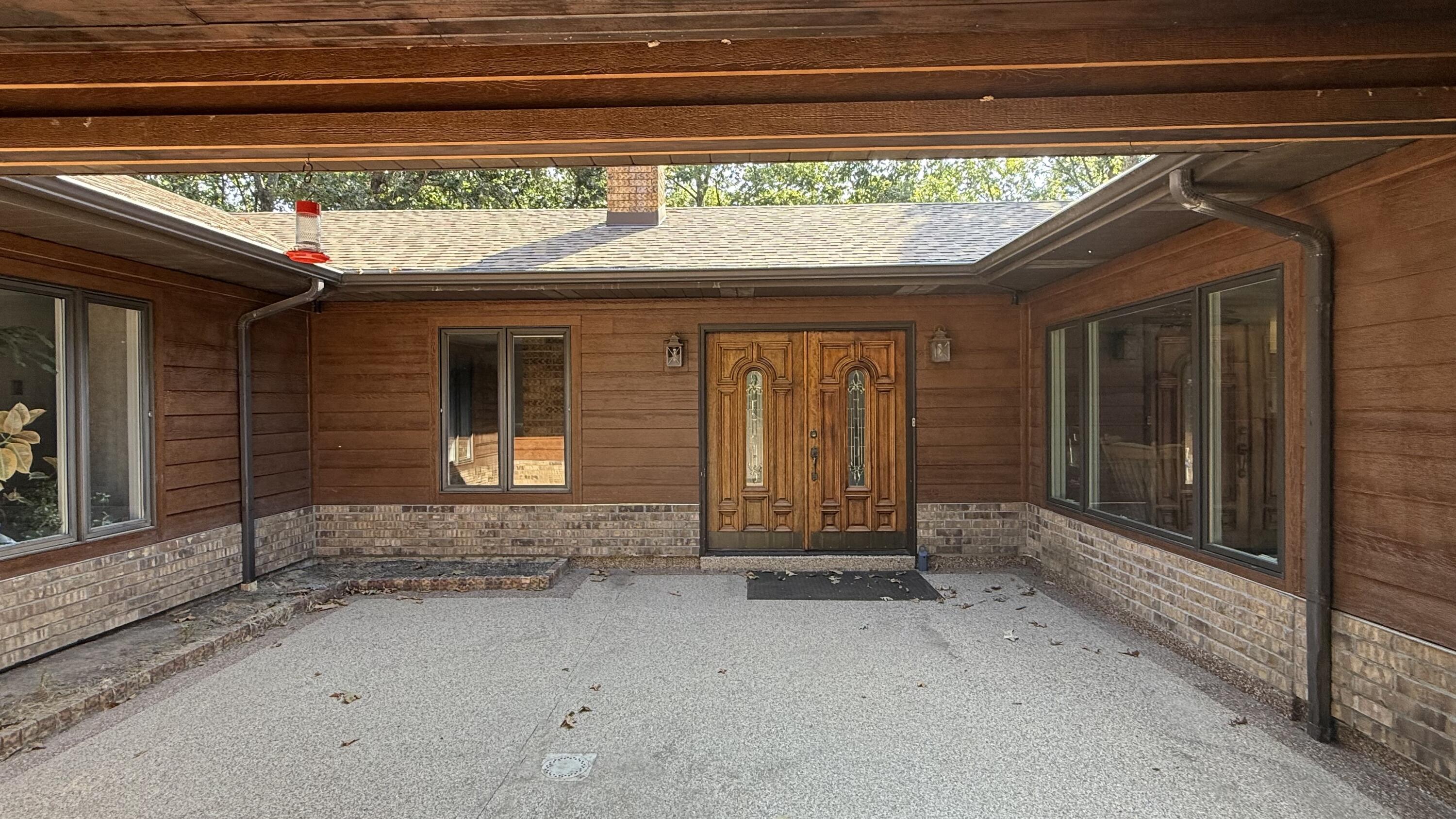 1740 Briarwood Drive Property Photo 6
