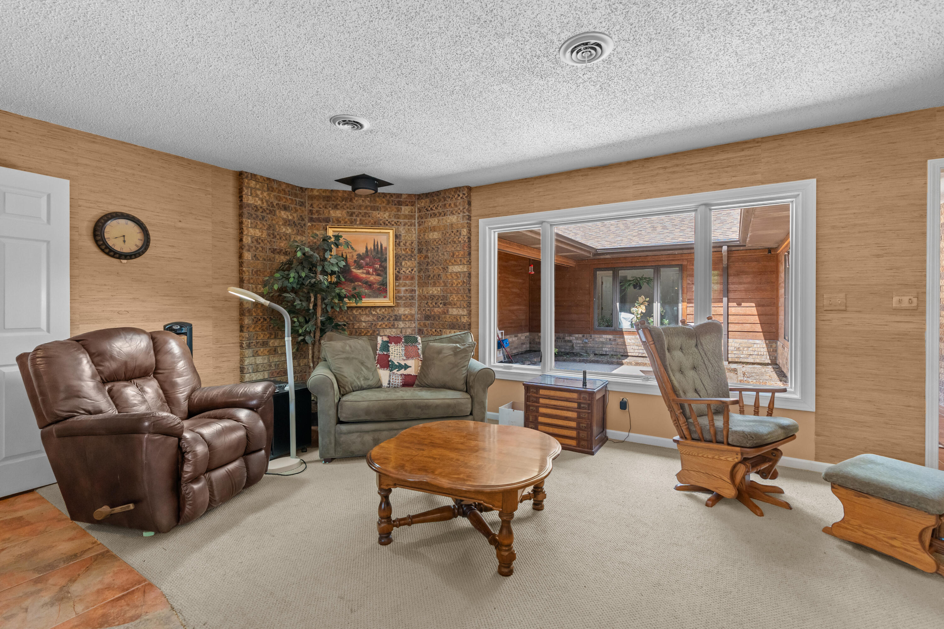 1740 Briarwood Drive Property Photo 12
