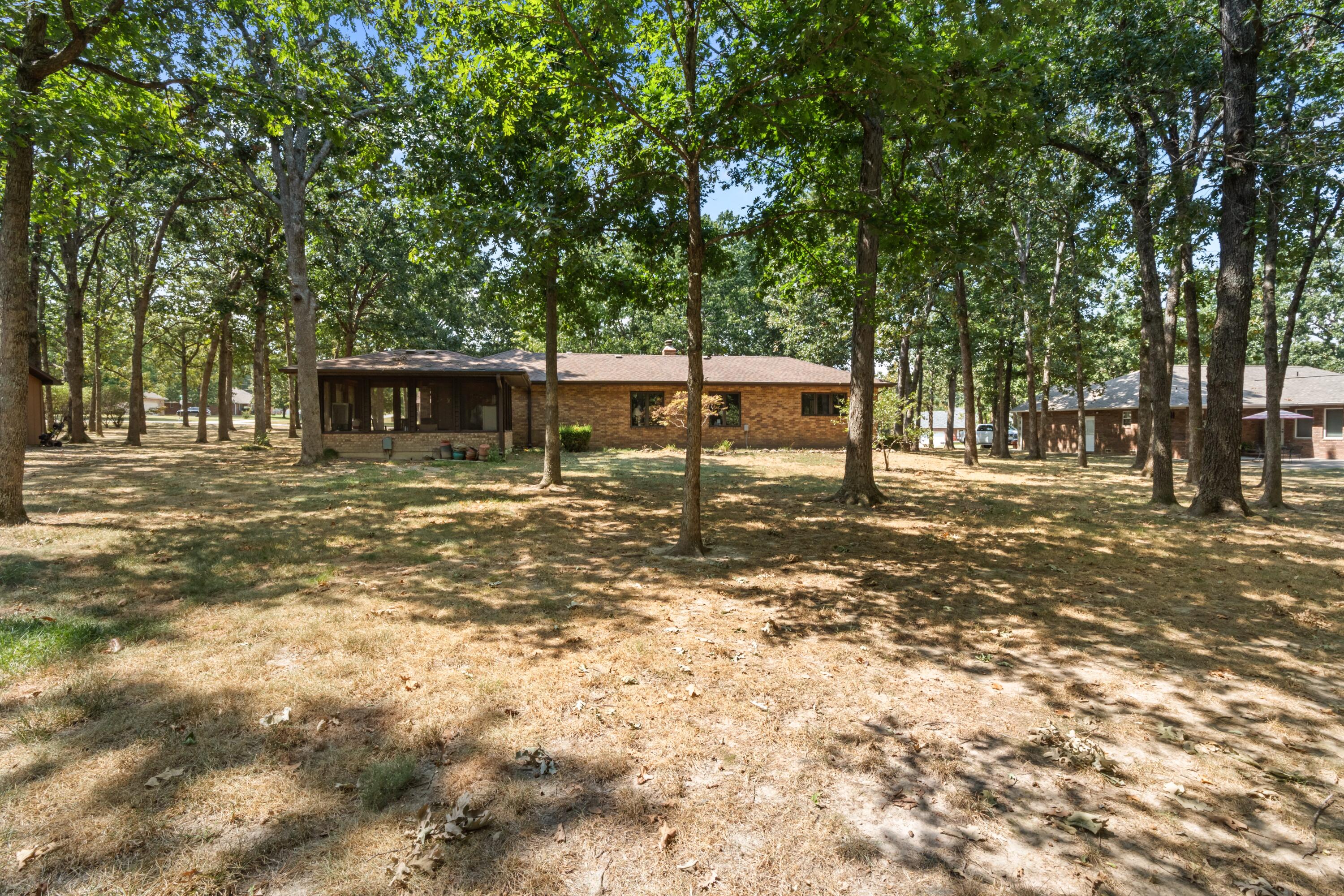 1740 Briarwood Drive Property Photo 45