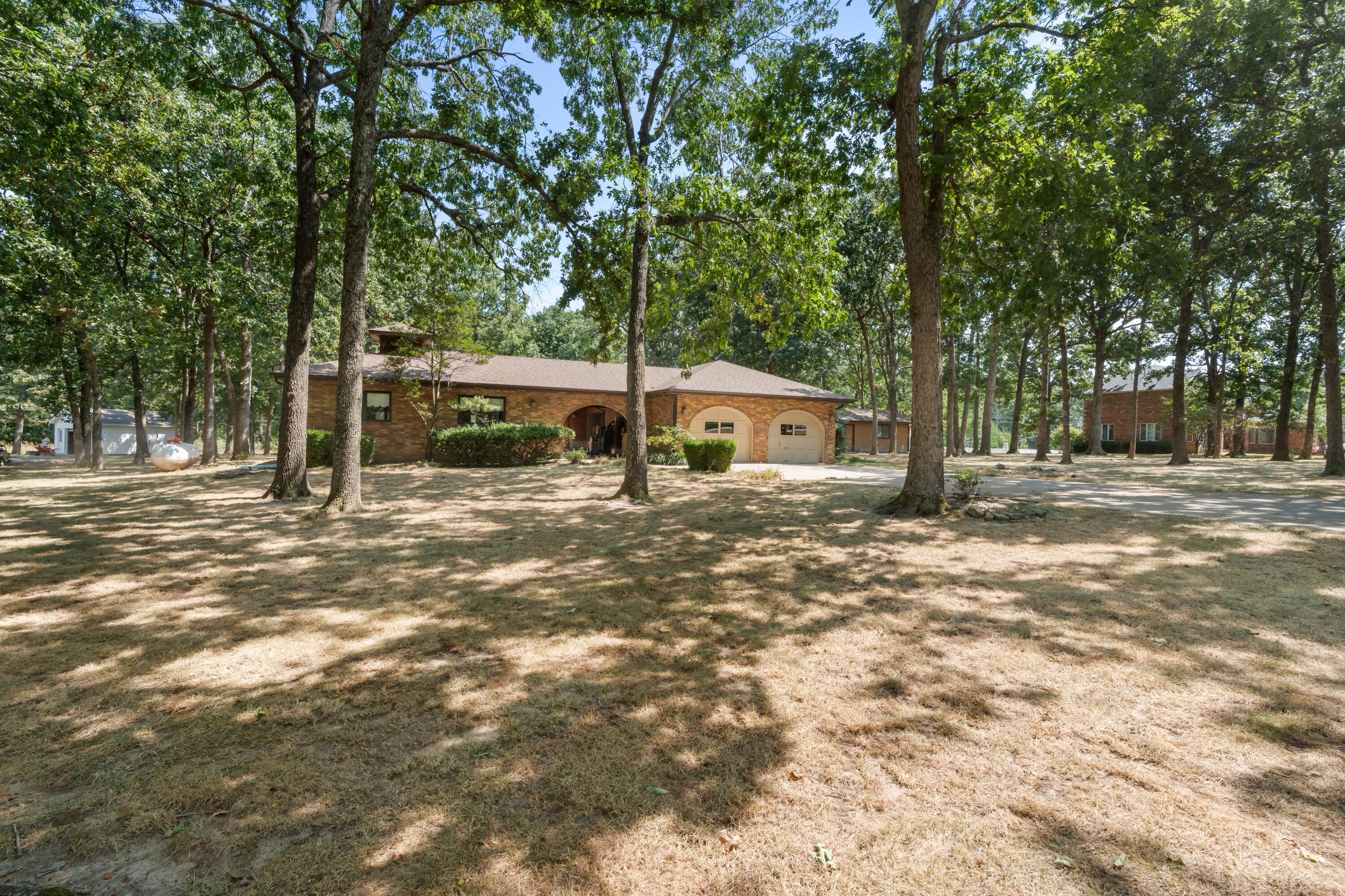 1740 Briarwood Drive Property Photo 47