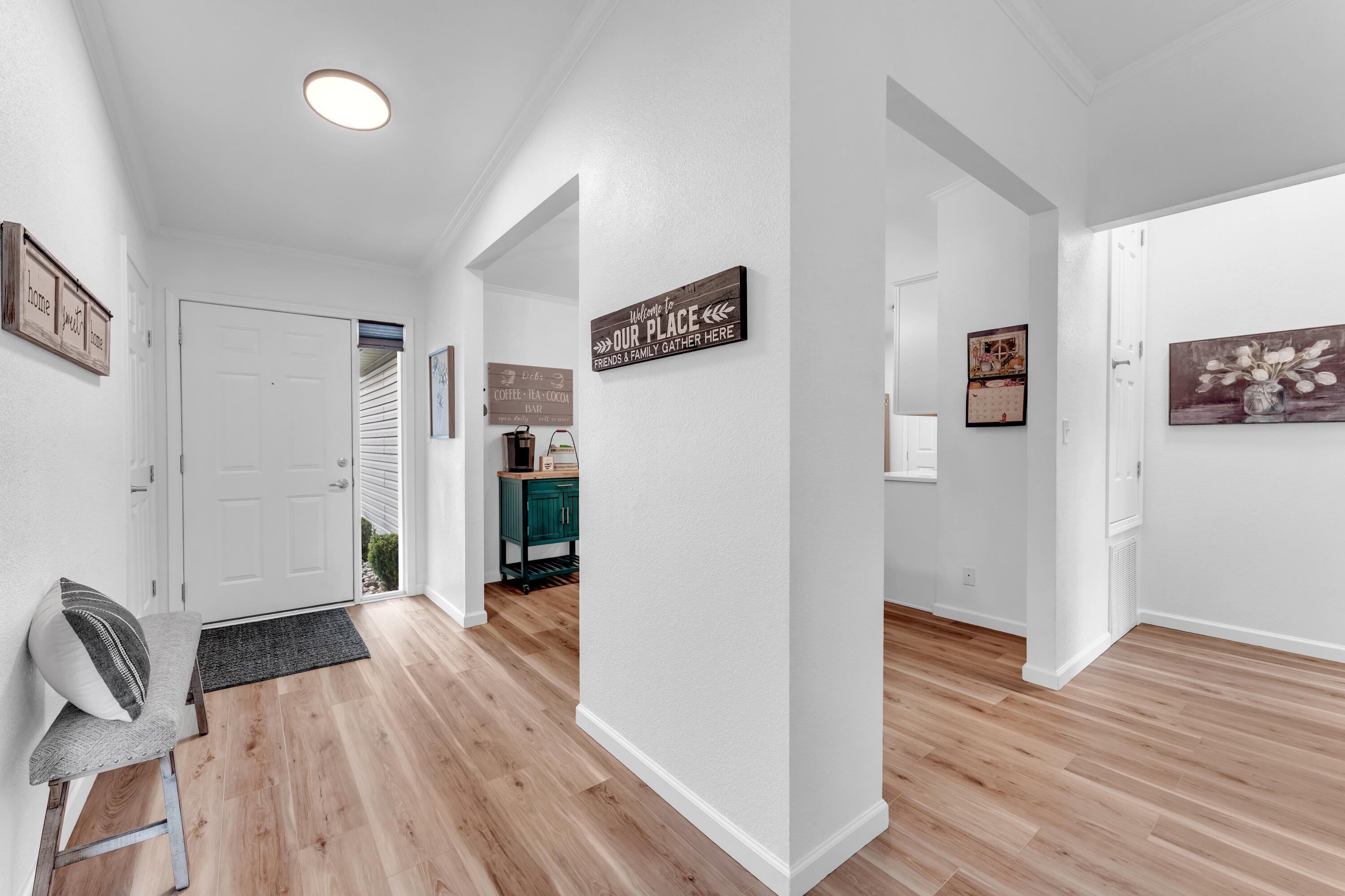 542 Van Buren Road Property Photo 3