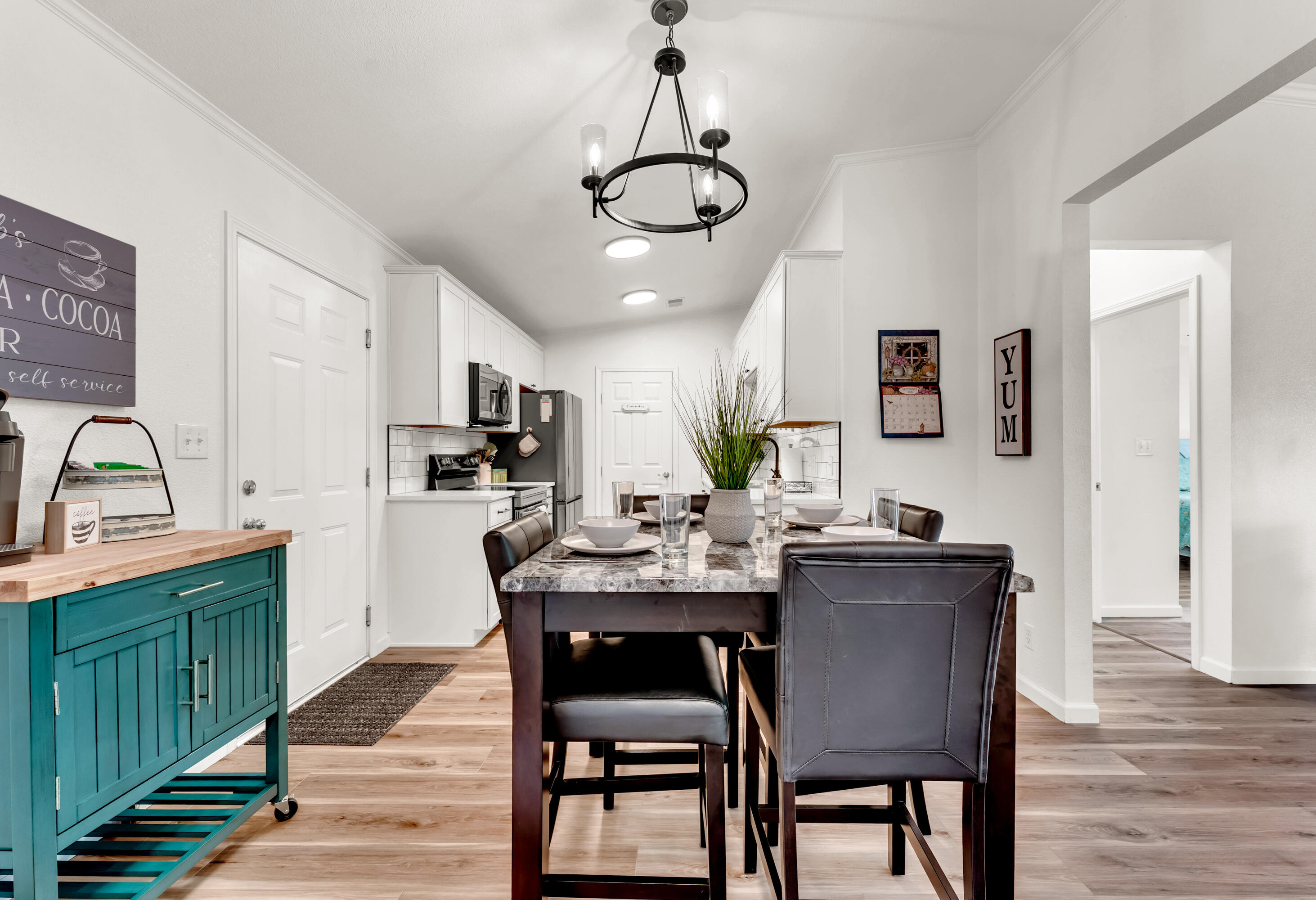 542 Van Buren Road Property Photo 4