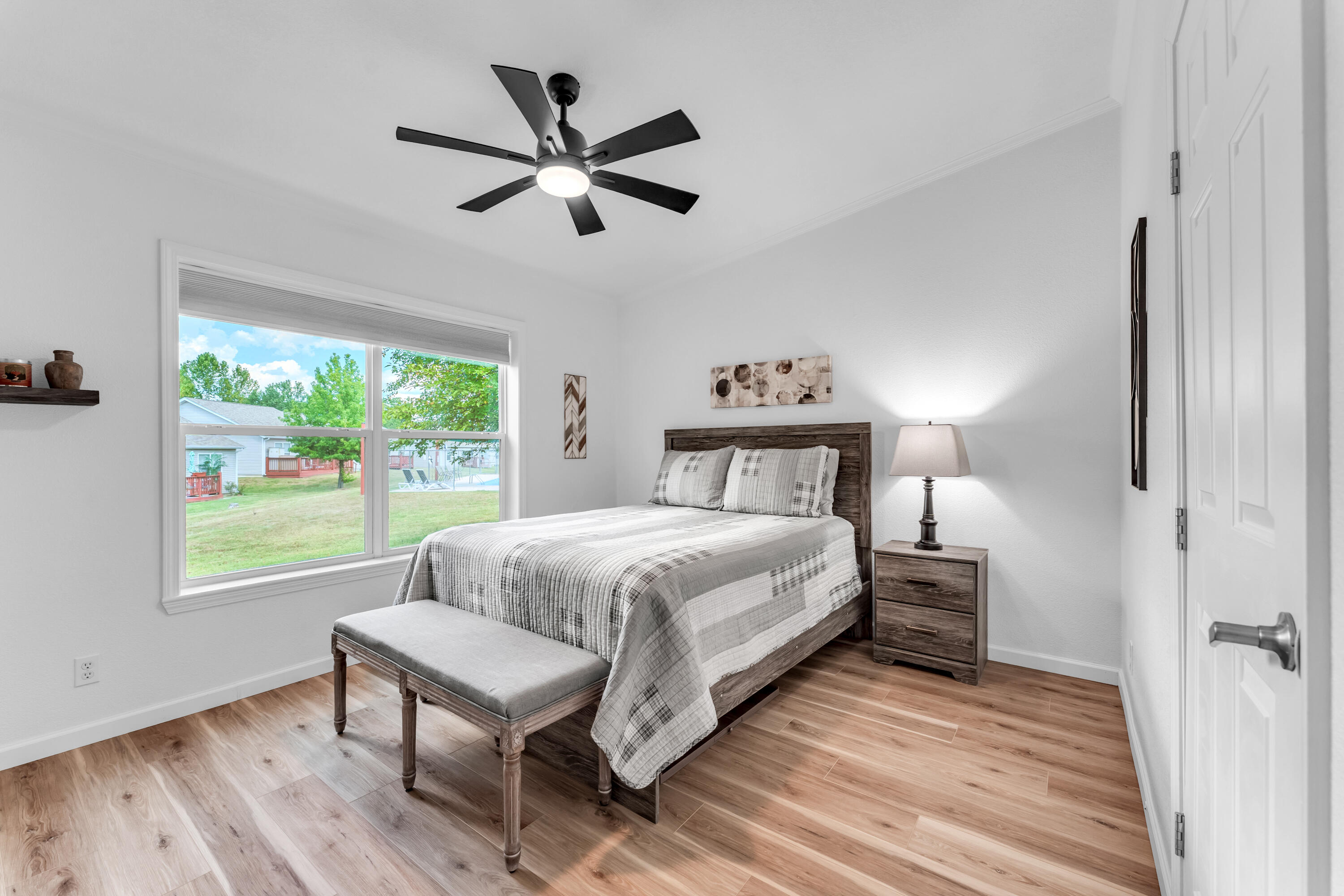 542 Van Buren Road Property Photo 18