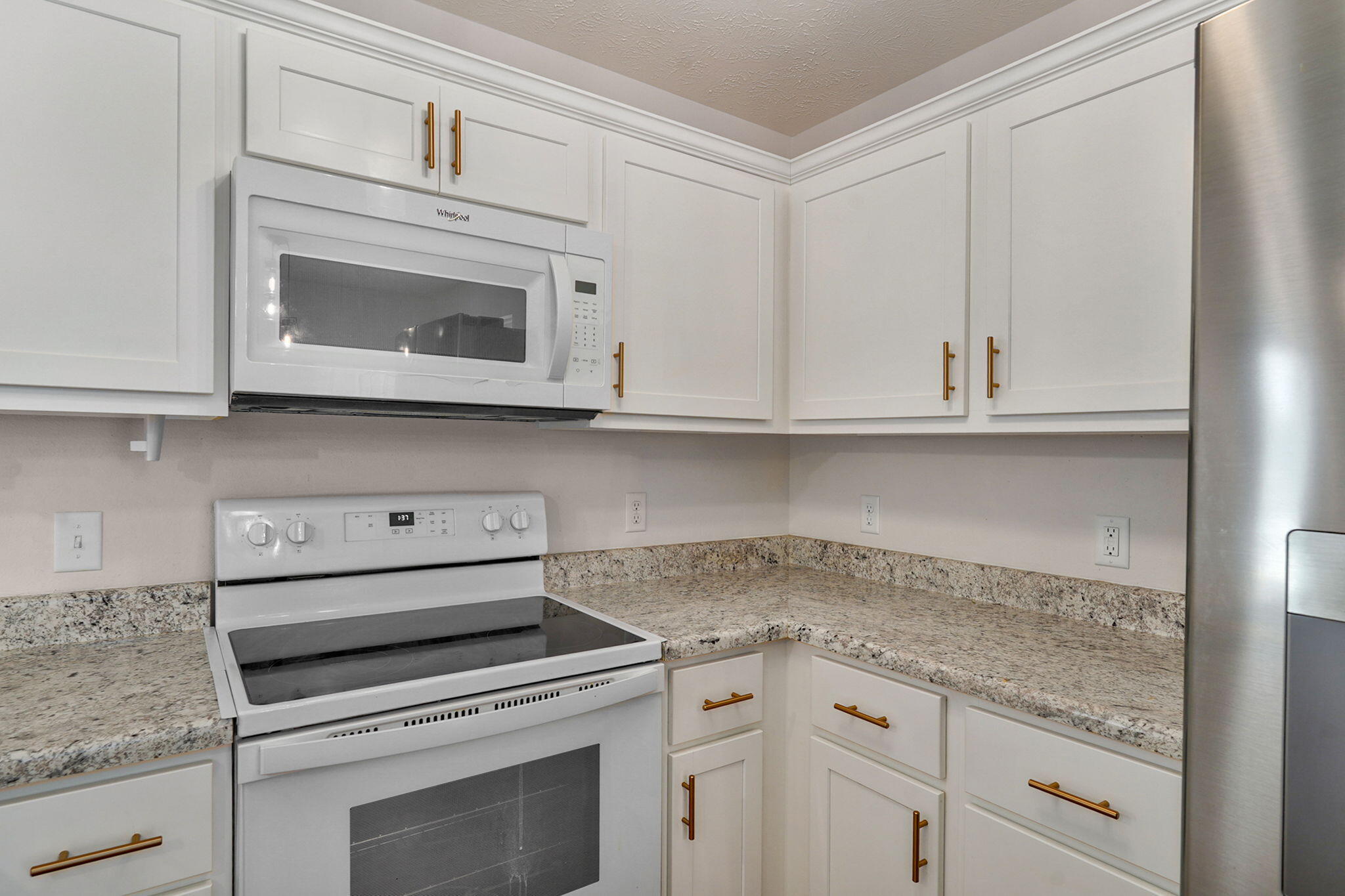 472 South Ethan Avenue Property Photo 10