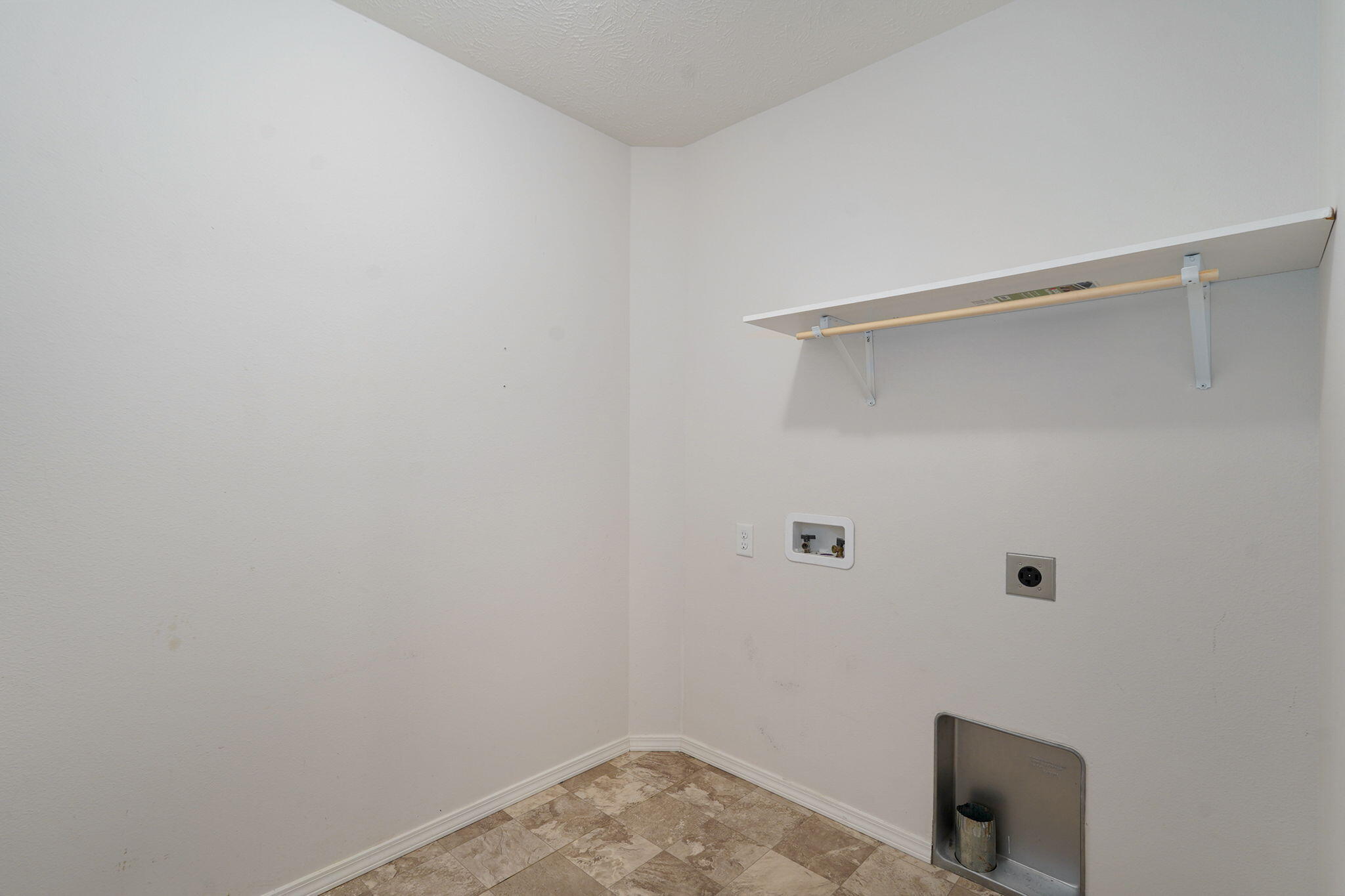 472 South Ethan Avenue Property Photo 19