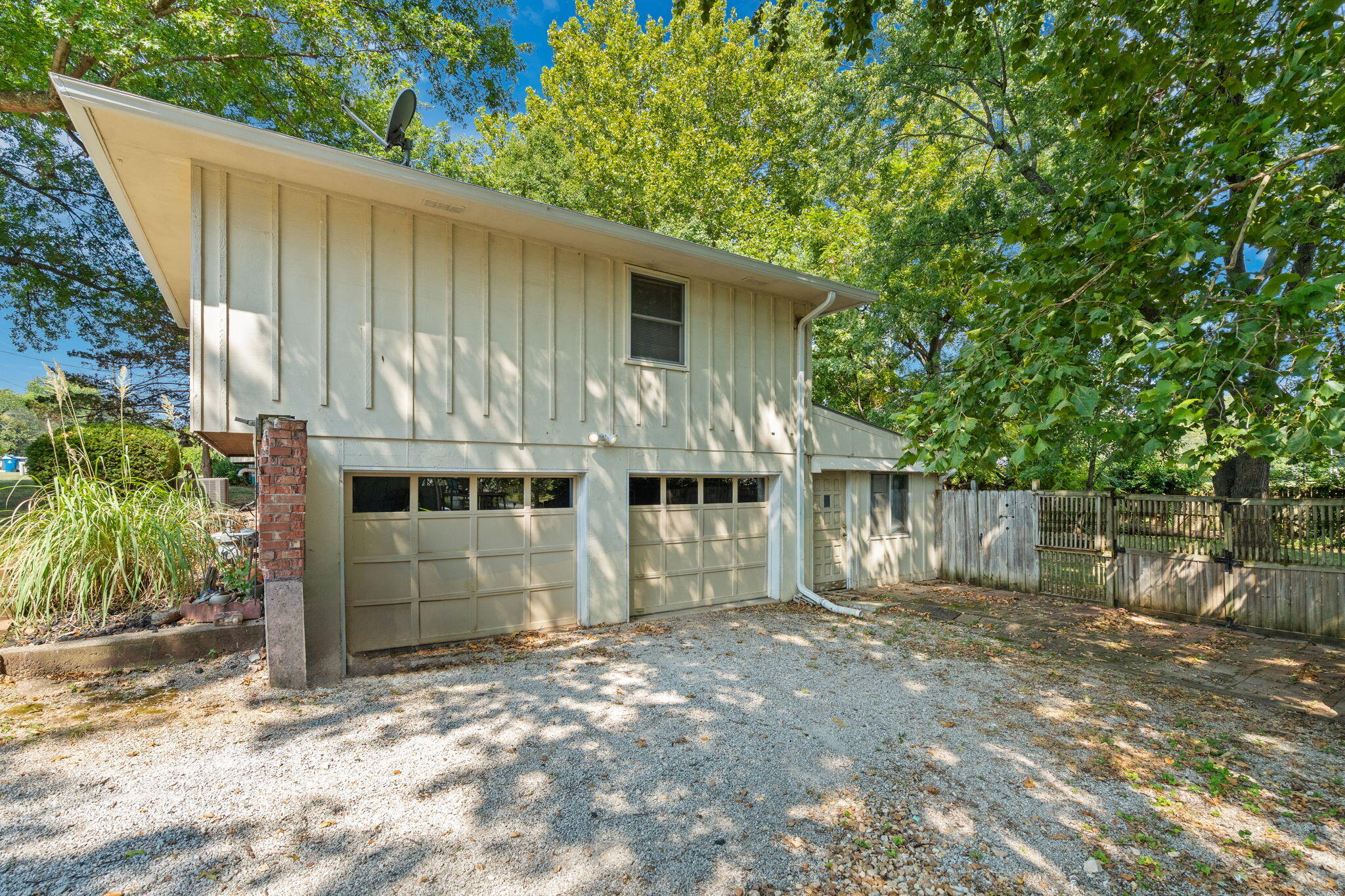 137 East Ritter Street Property Photo 2