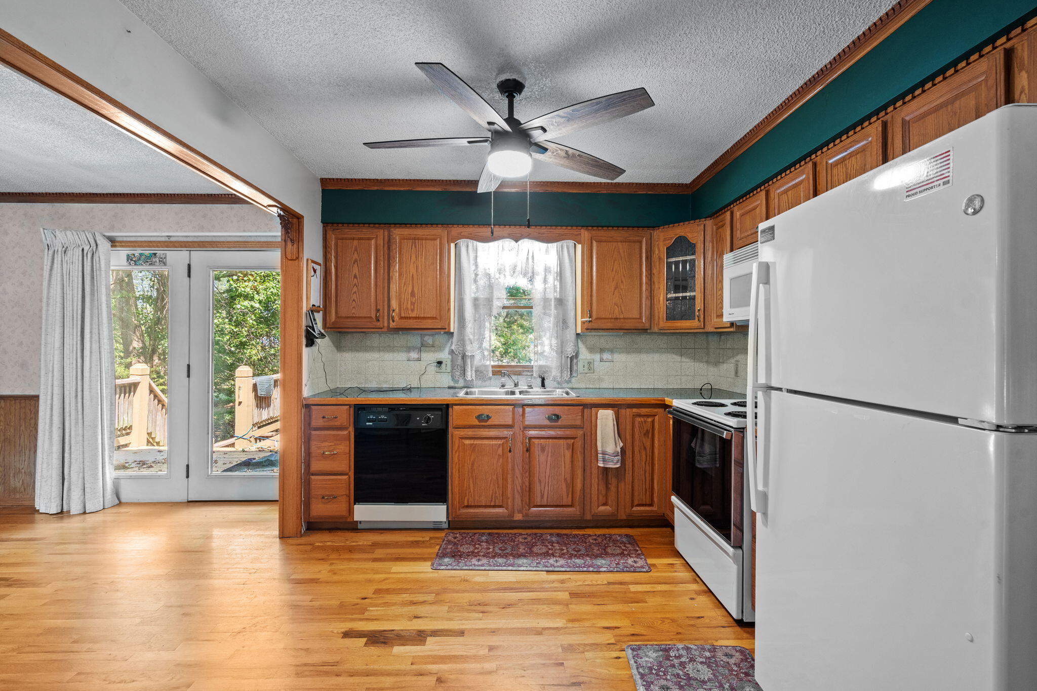 137 East Ritter Street Property Photo 13