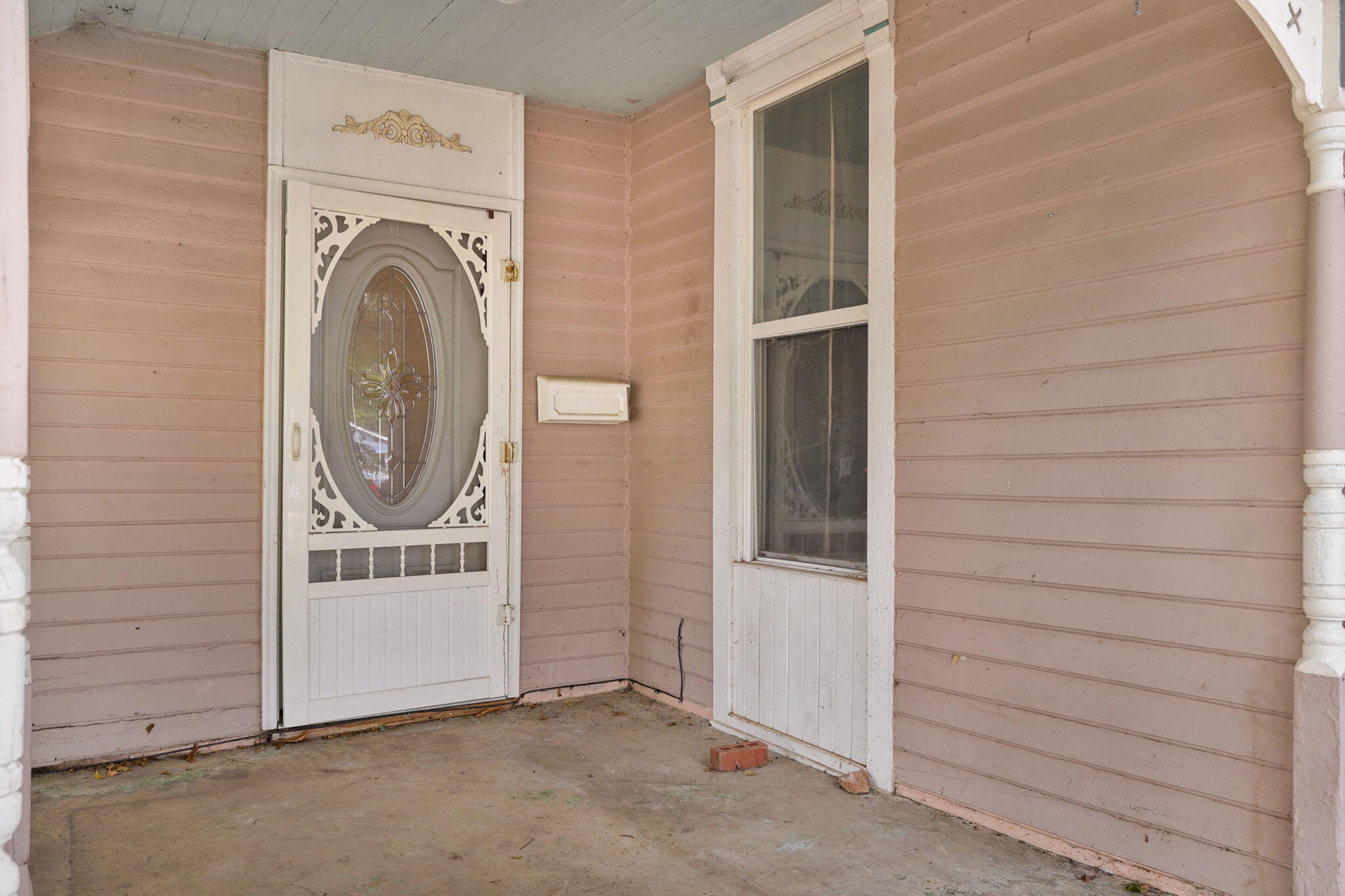 908 South Hickory Street Property Photo 4