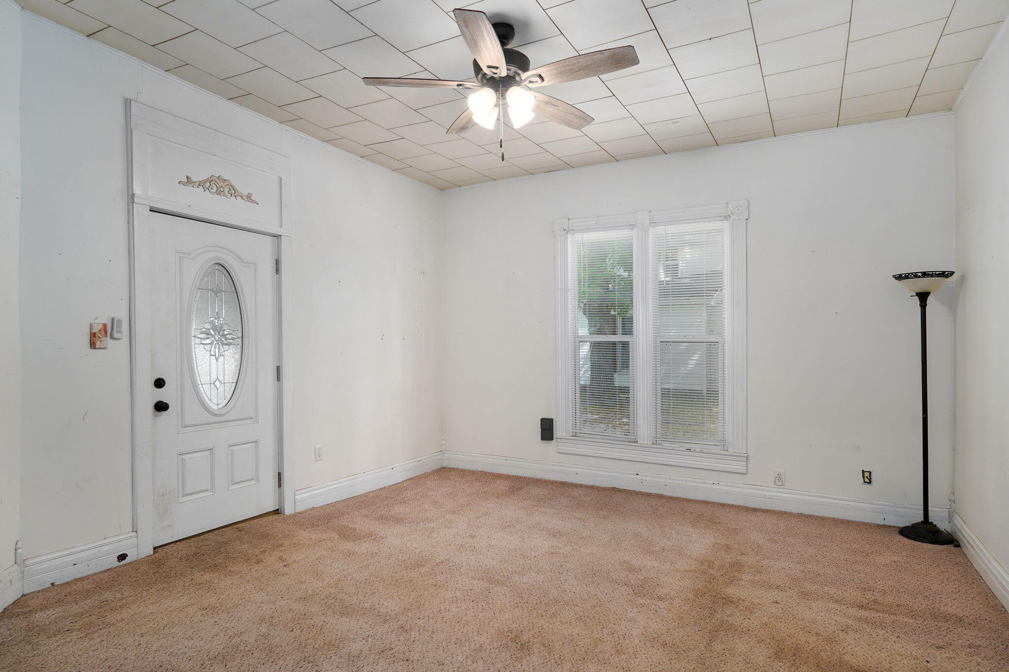 908 South Hickory Street Property Photo 6