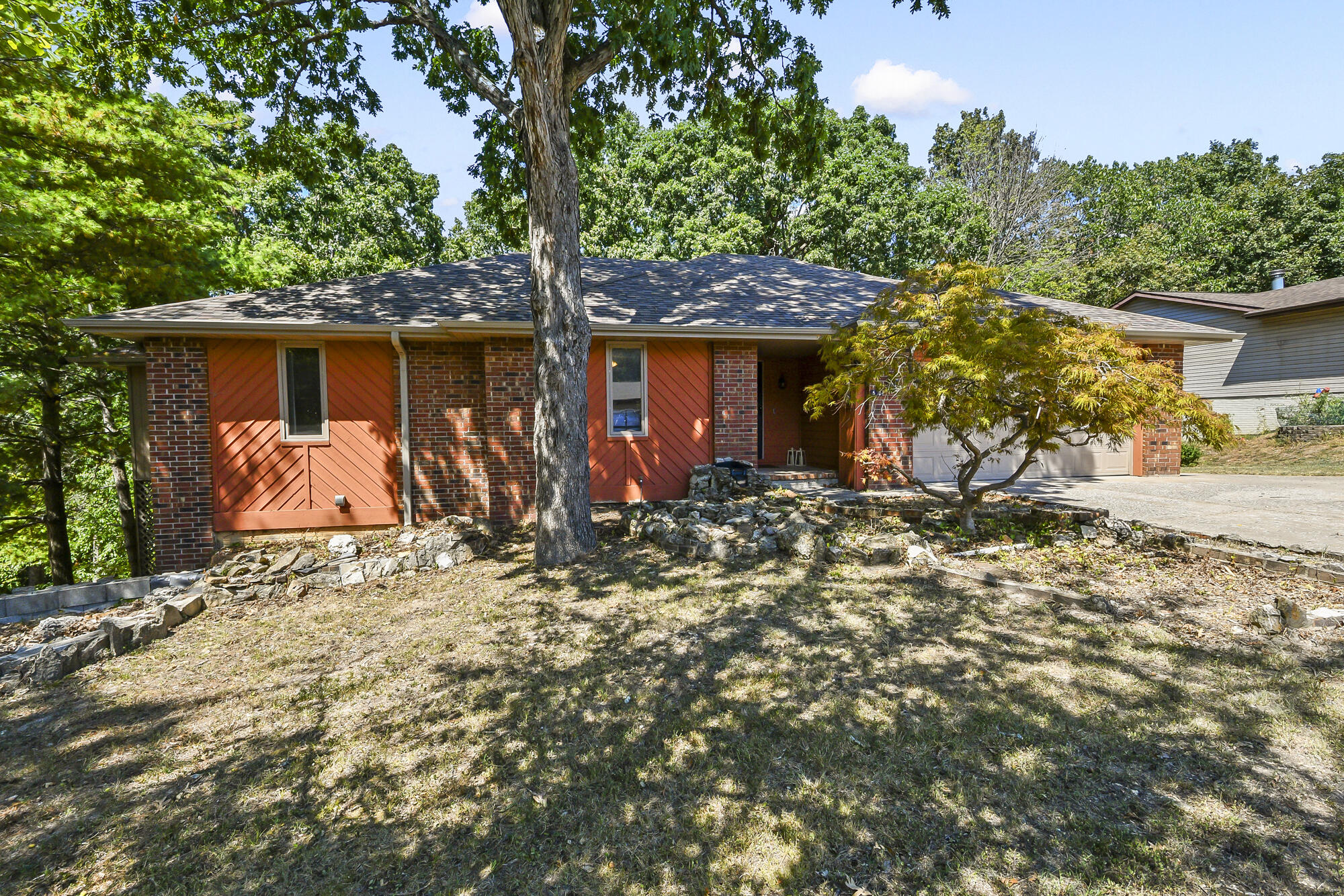 61 Northwoods Drive Property Photo 2