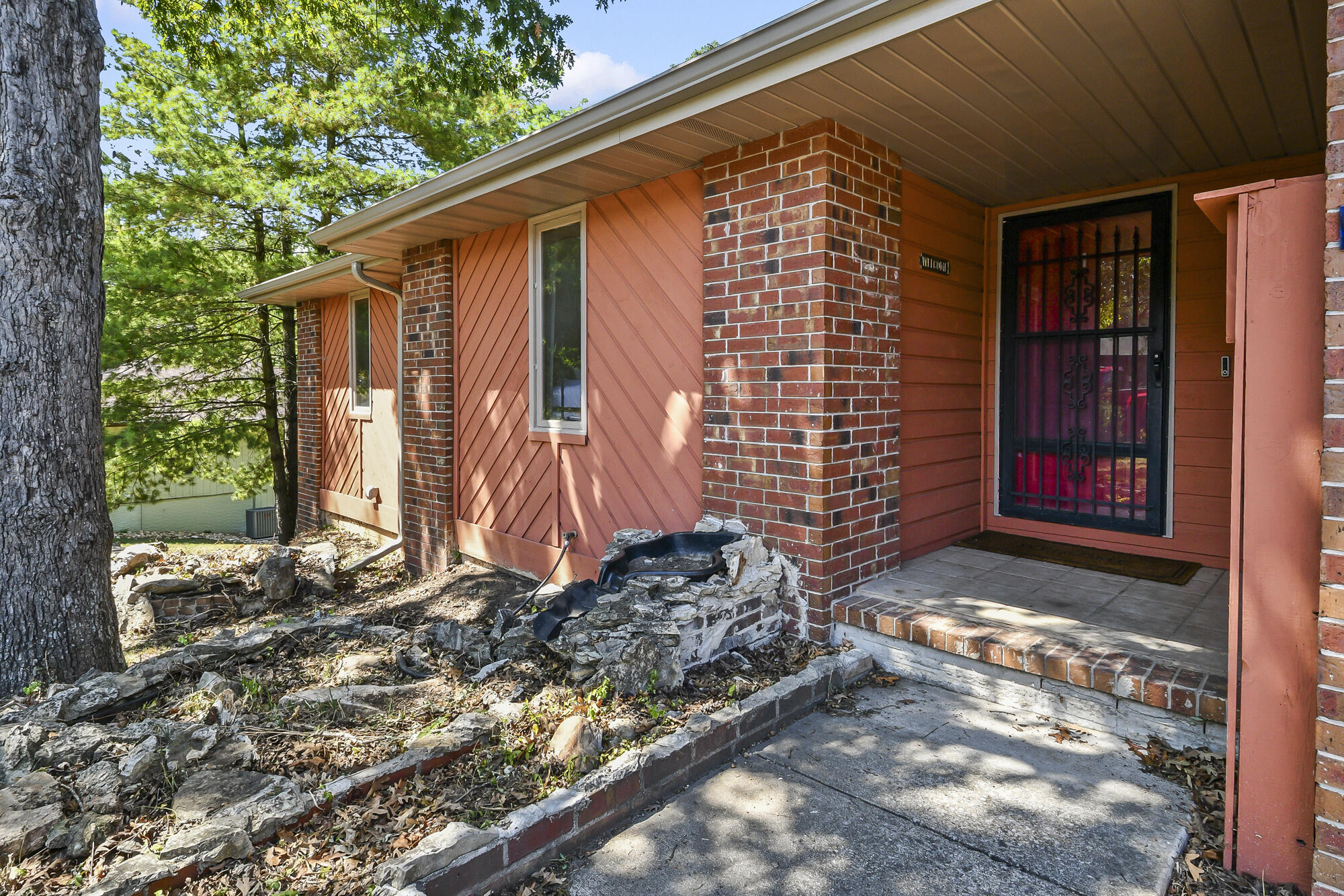 61 Northwoods Drive Property Photo 3