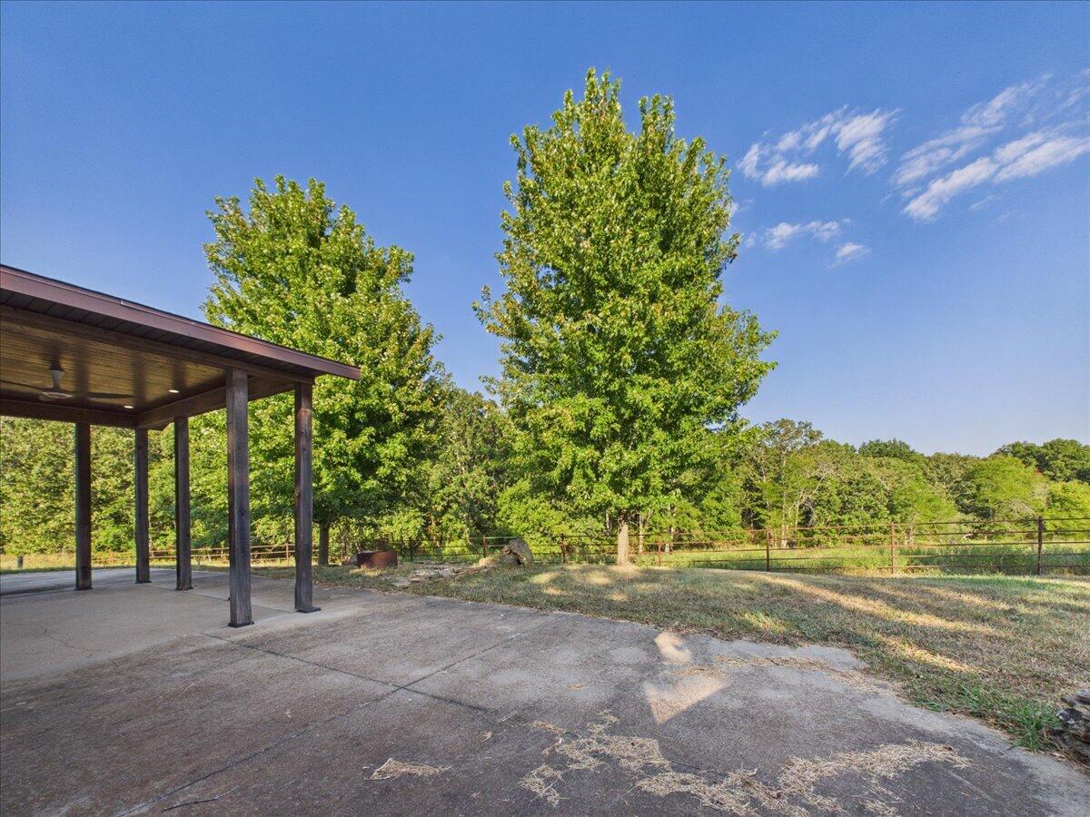 1300 Long Branch Road Property Photo 3