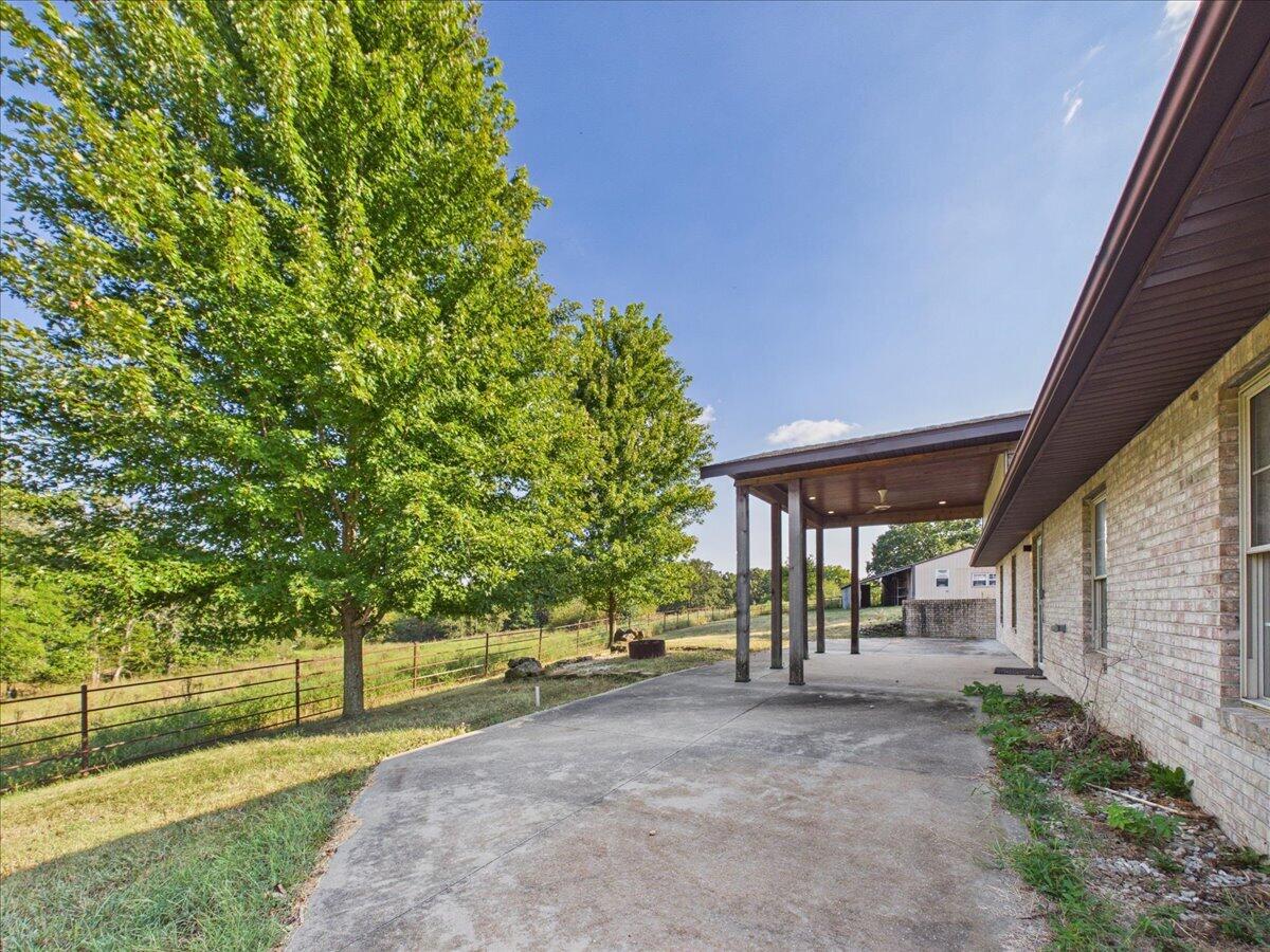 1300 Long Branch Road Property Photo 16