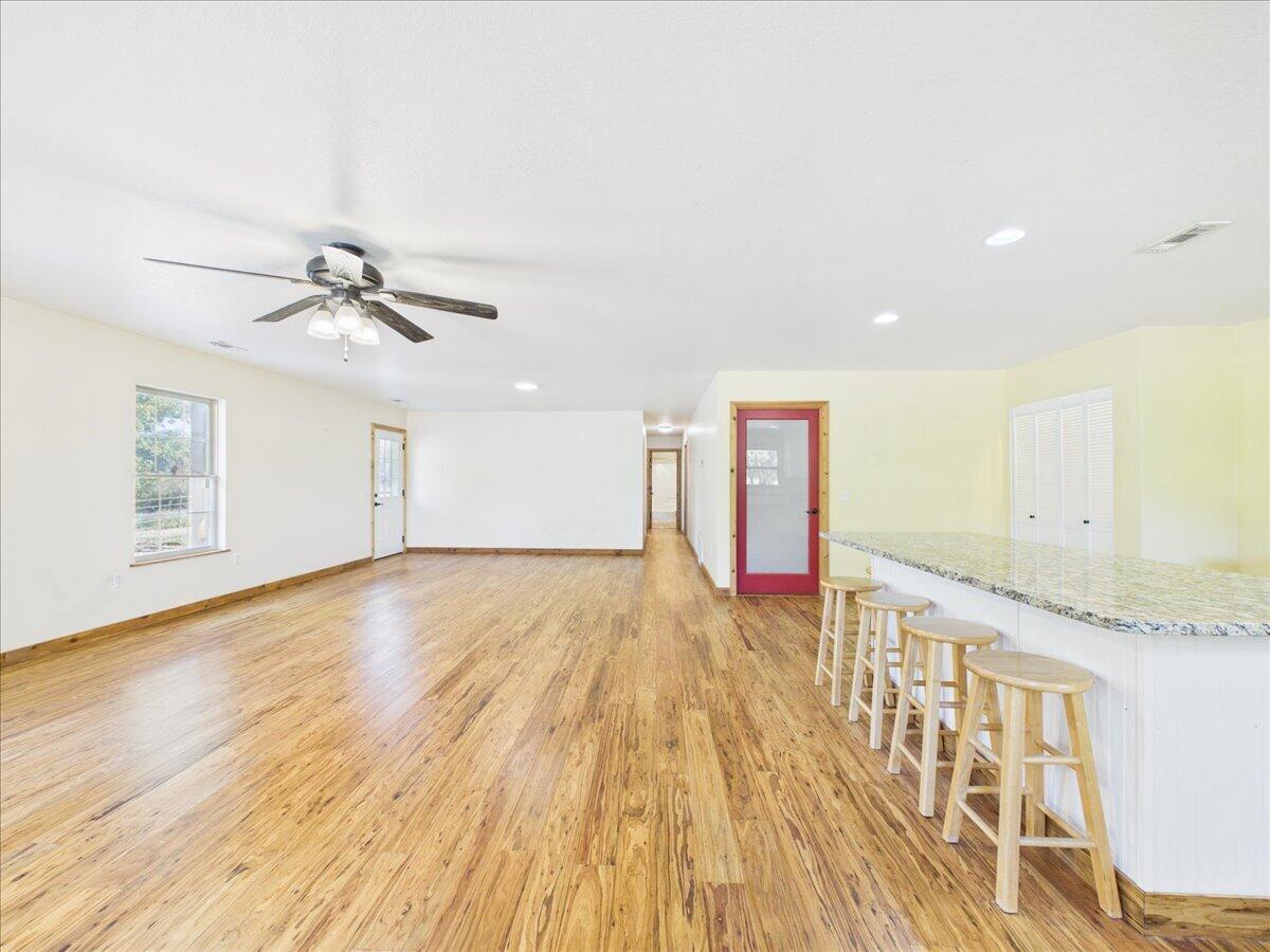 1300 Long Branch Road Property Photo 20