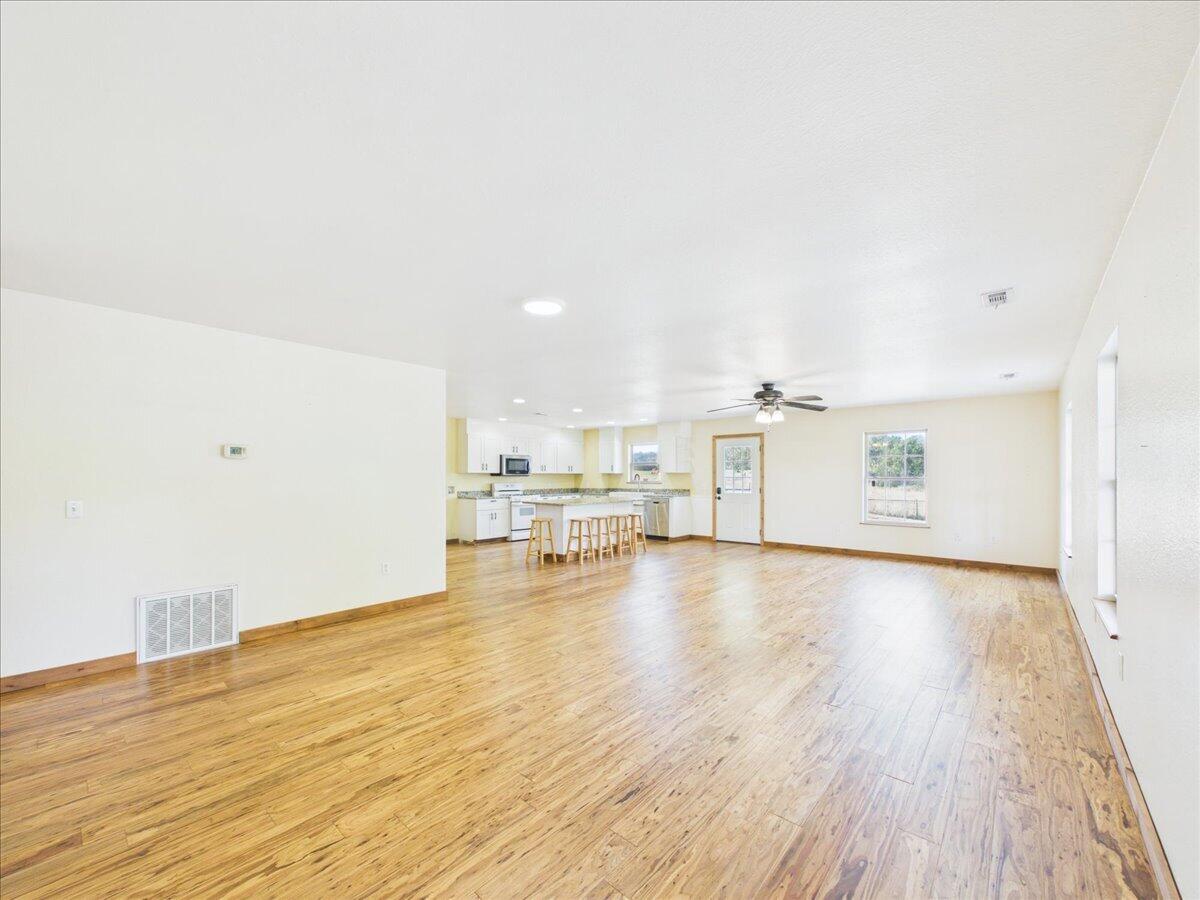 1300 Long Branch Road Property Photo 23