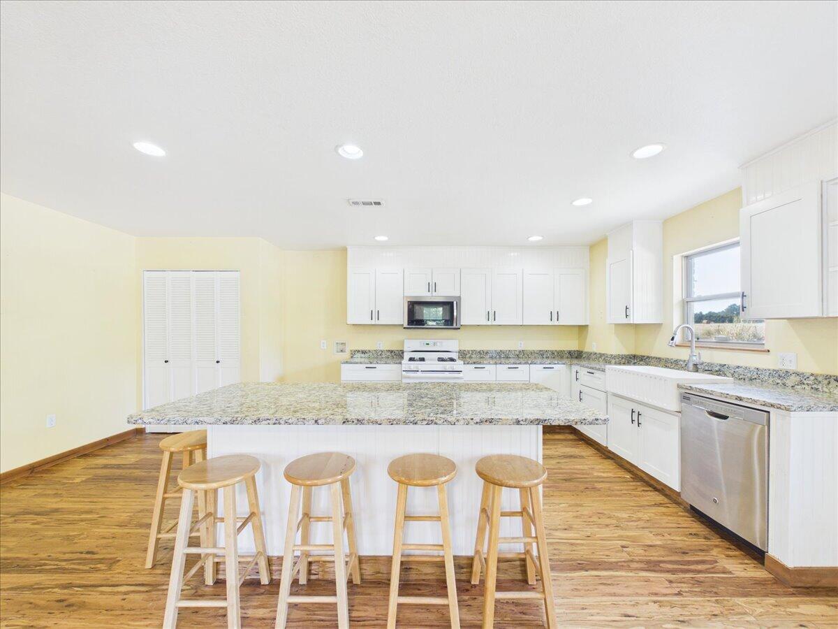 1300 Long Branch Road Property Photo 30