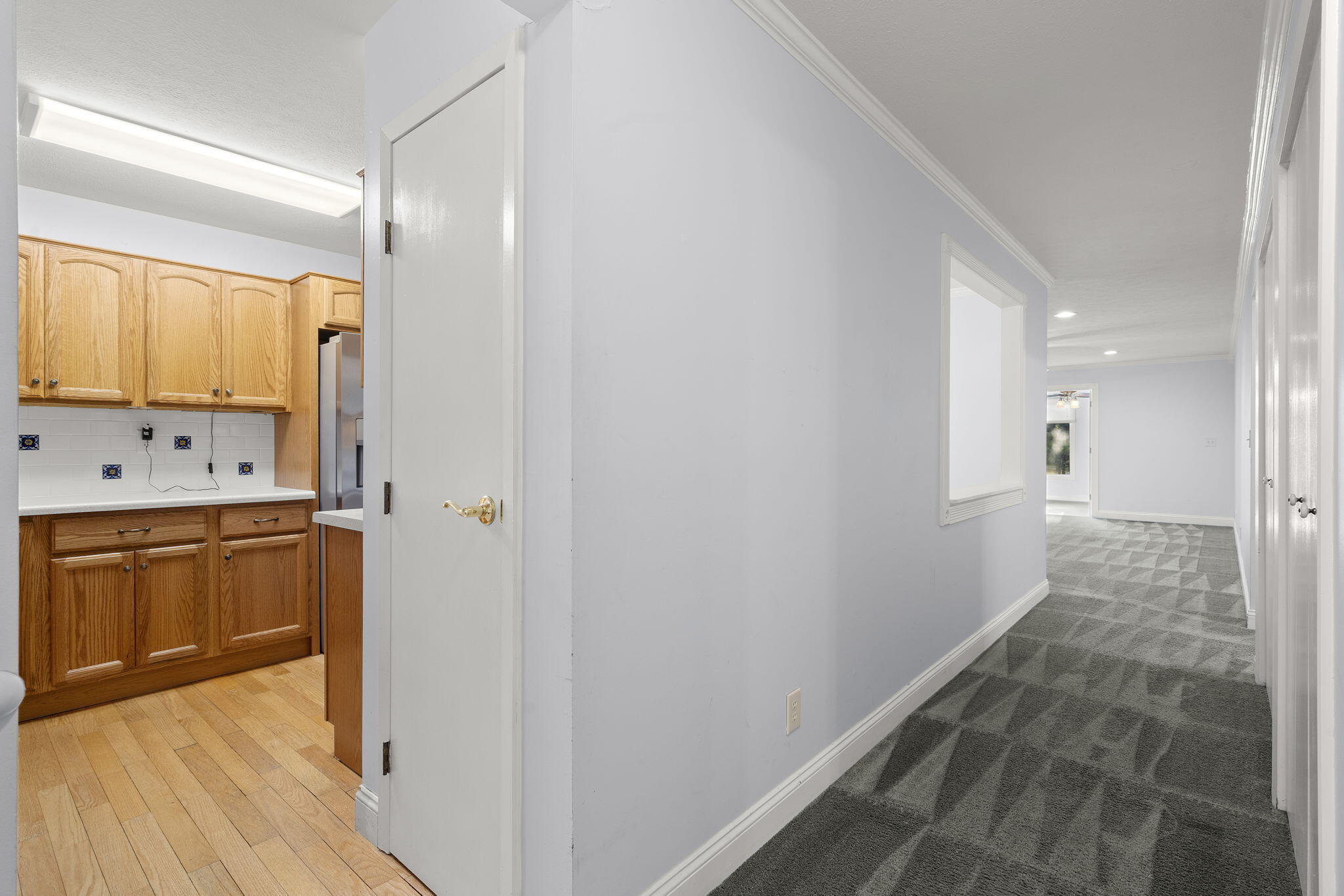 19 Oak Court Property Photo 6