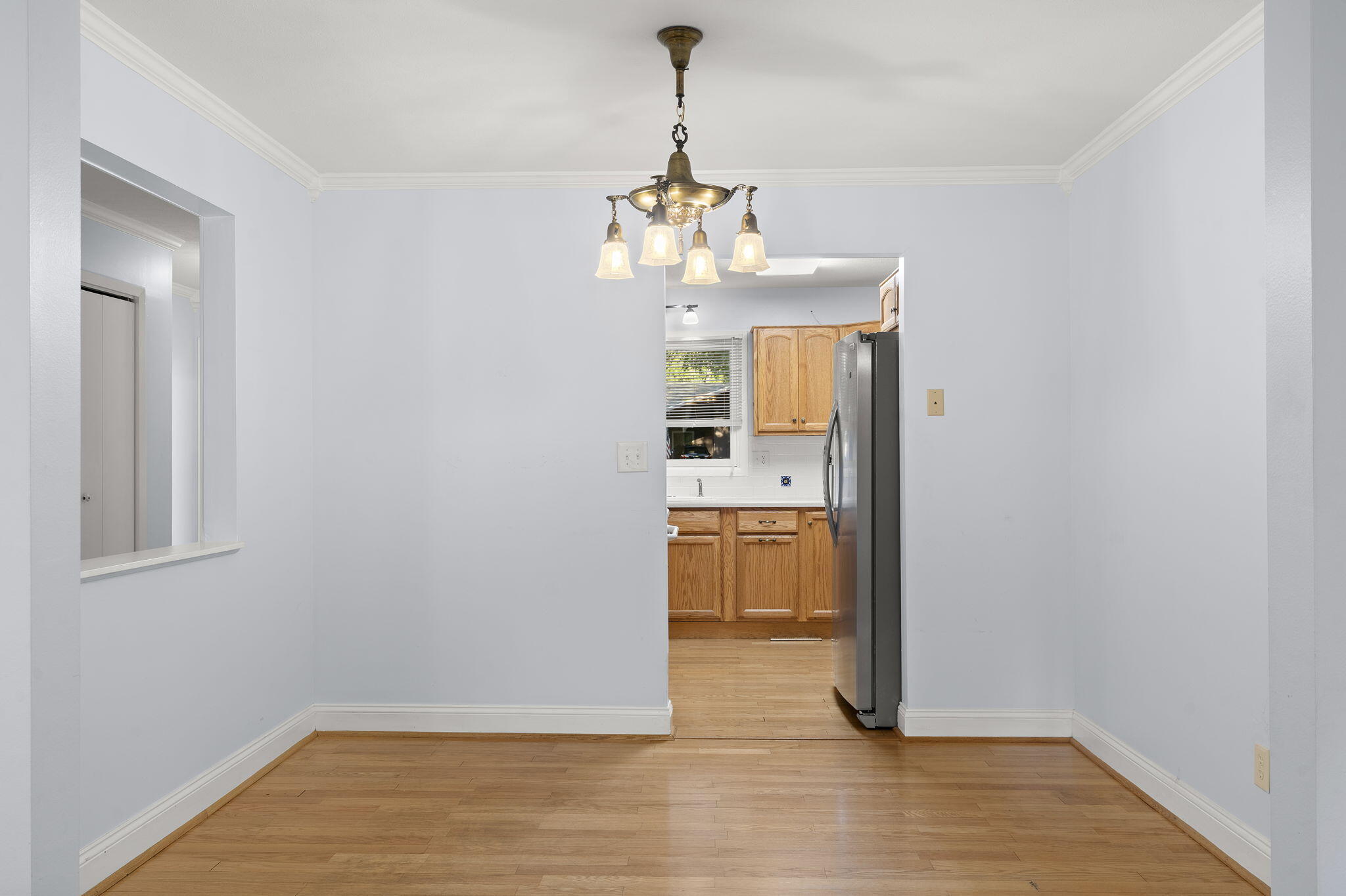 19 Oak Court Property Photo 13