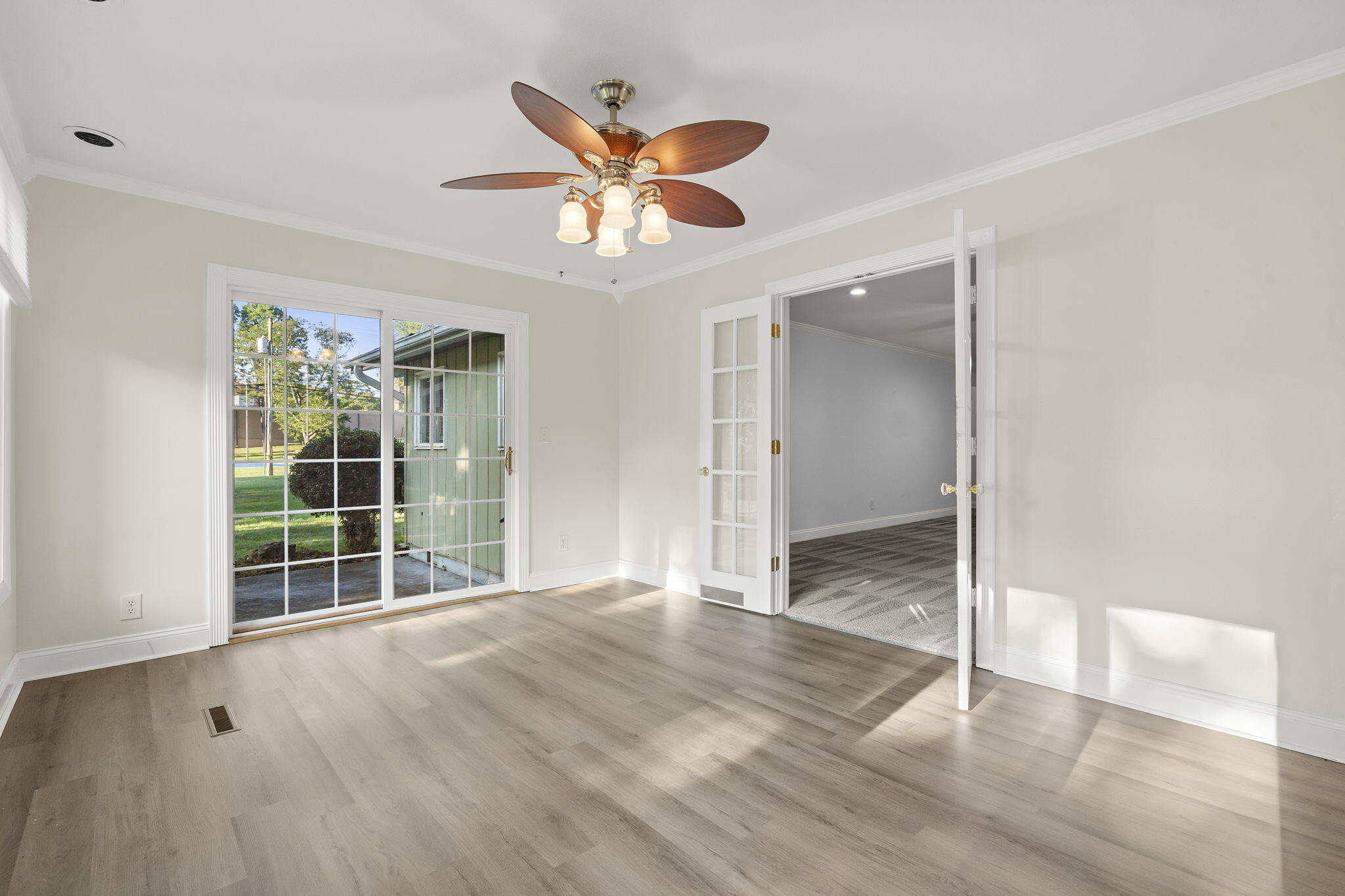 19 Oak Court Property Photo 25