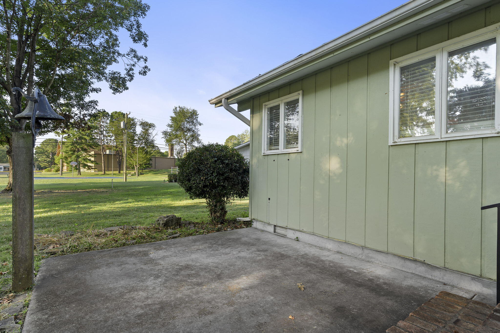 19 Oak Court Property Photo 27