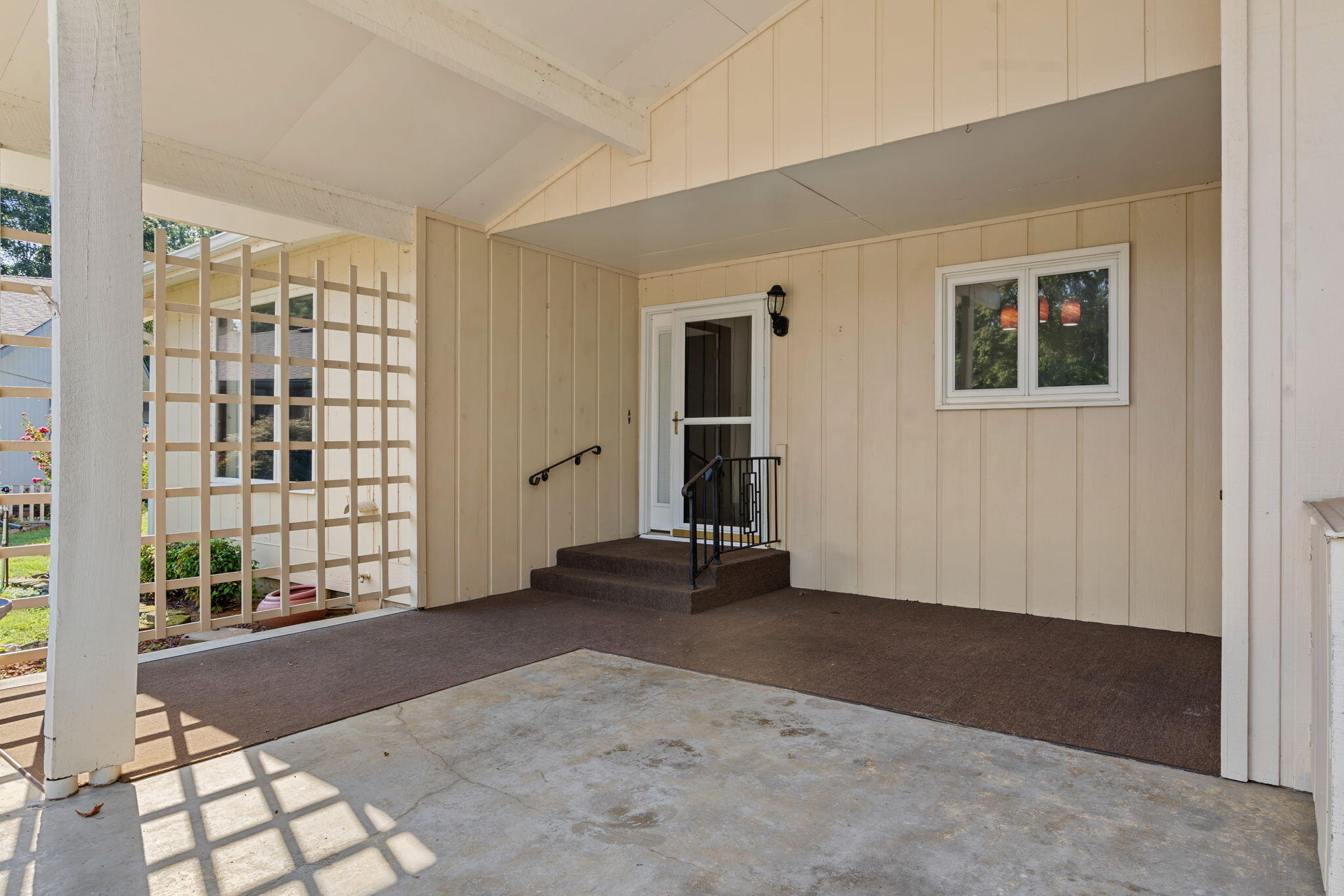 12 Ash Court Property Photo 5