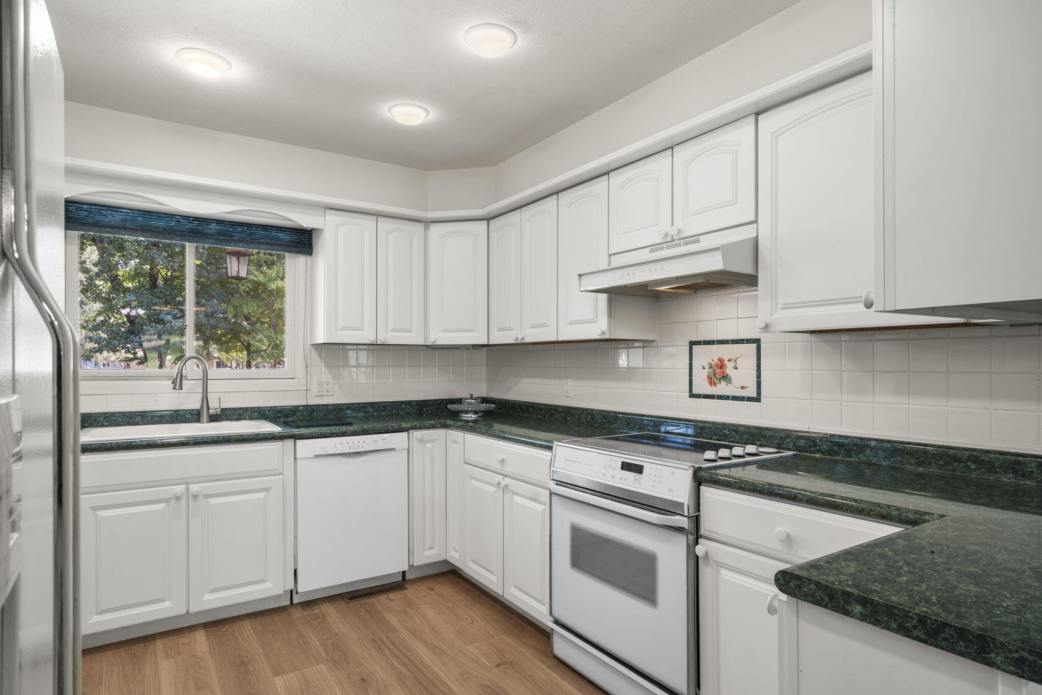7 Oak Court Property Photo 16
