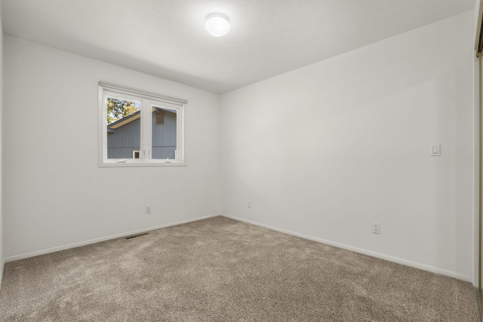 7 Oak Court Property Photo 26