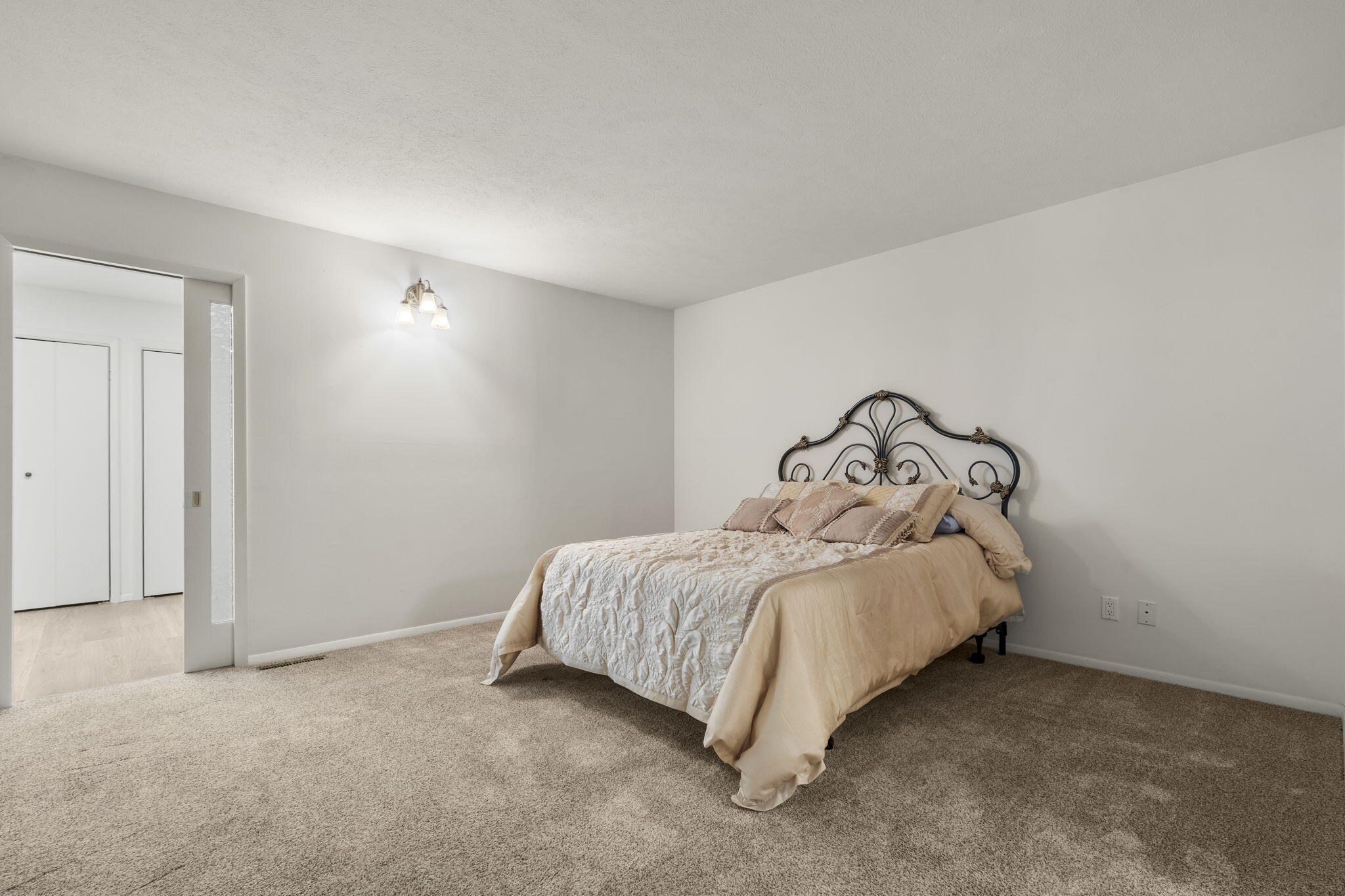 7 Oak Court Property Photo 29
