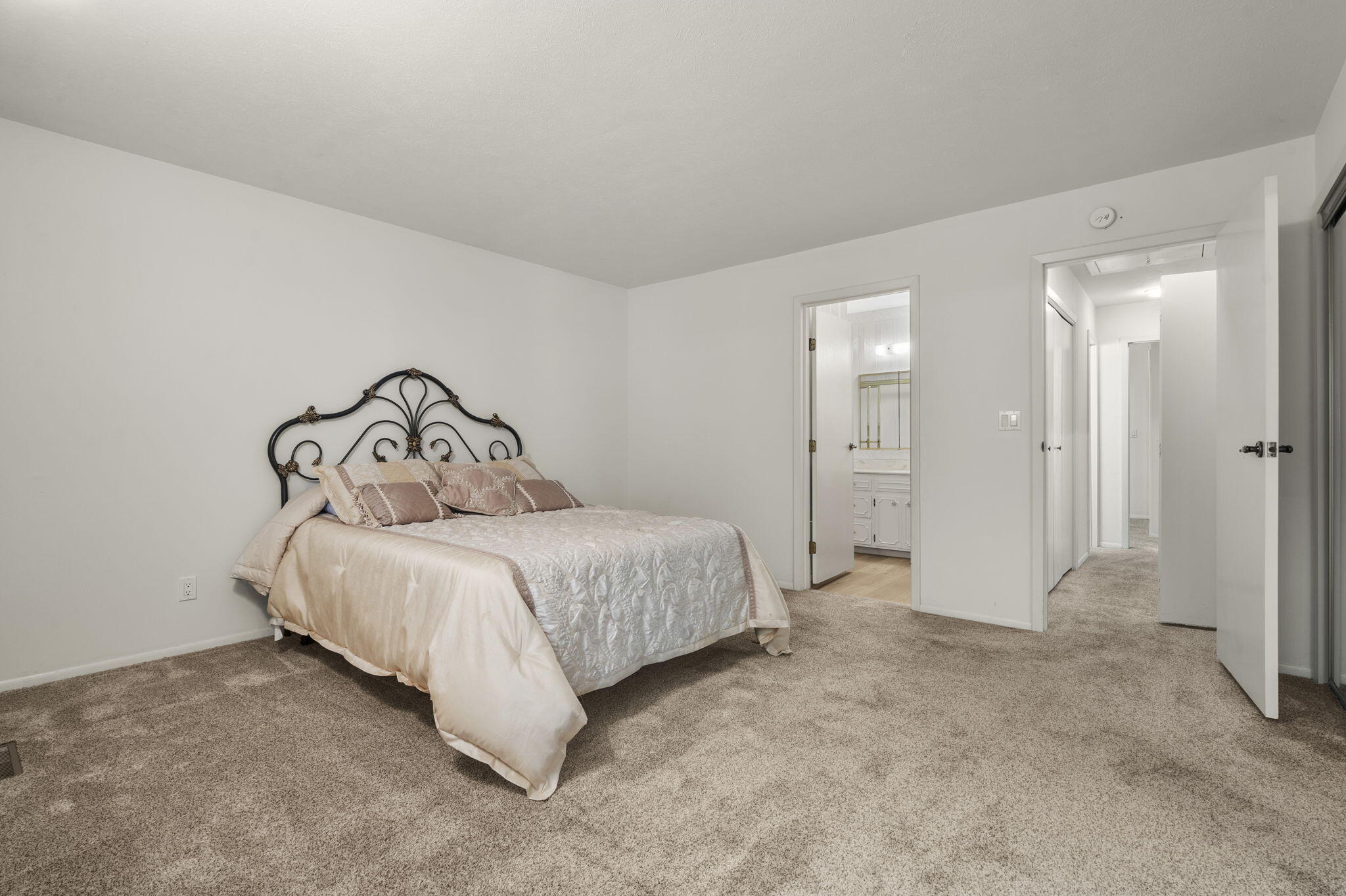 7 Oak Court Property Photo 30