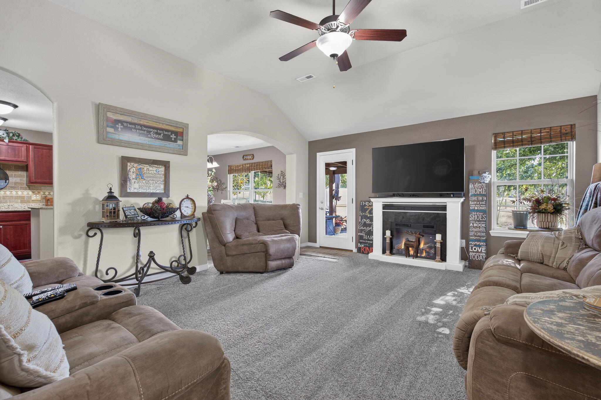 156 Prairie Drive Property Photo 4