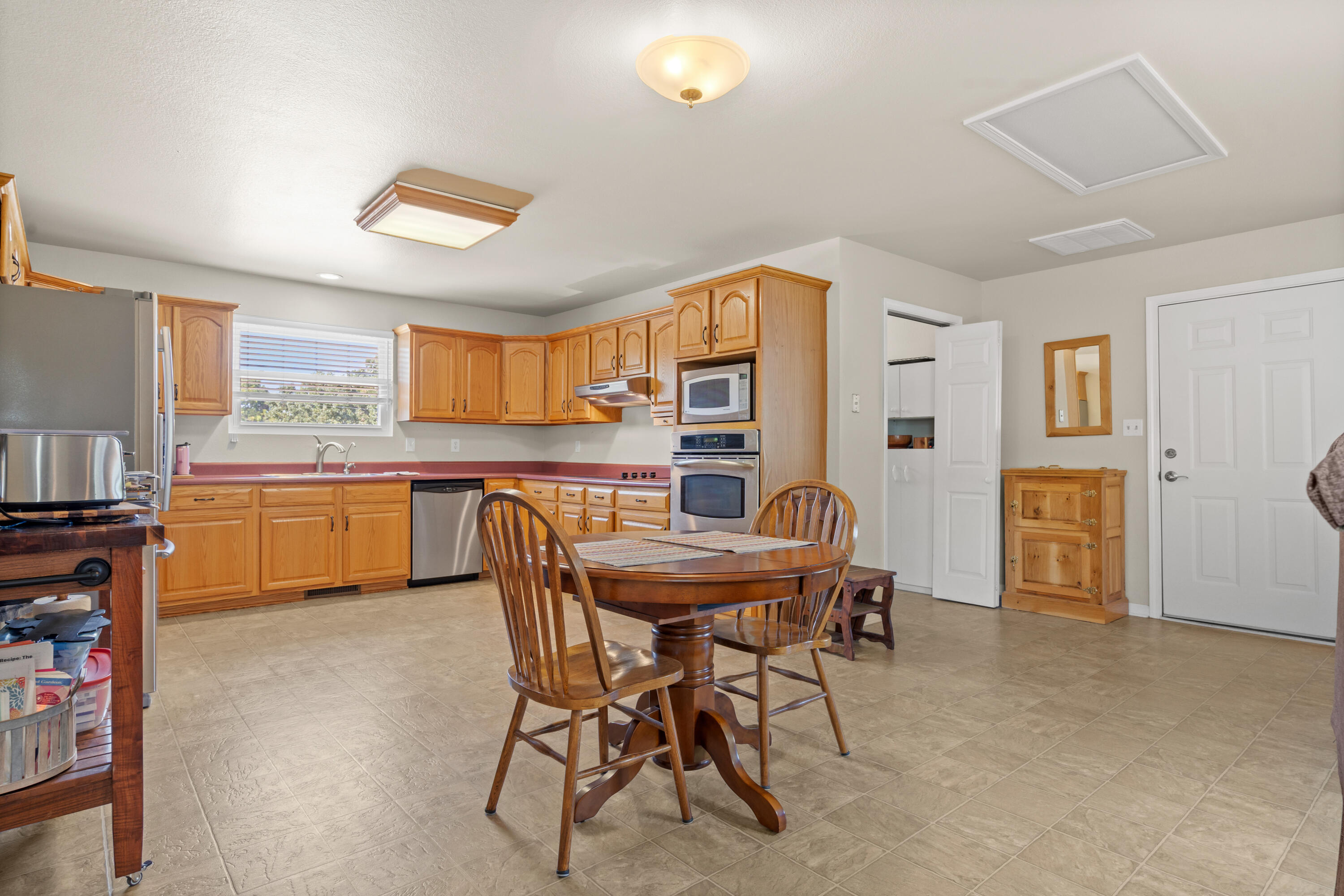 1144 Panorama Drive Property Photo 6
