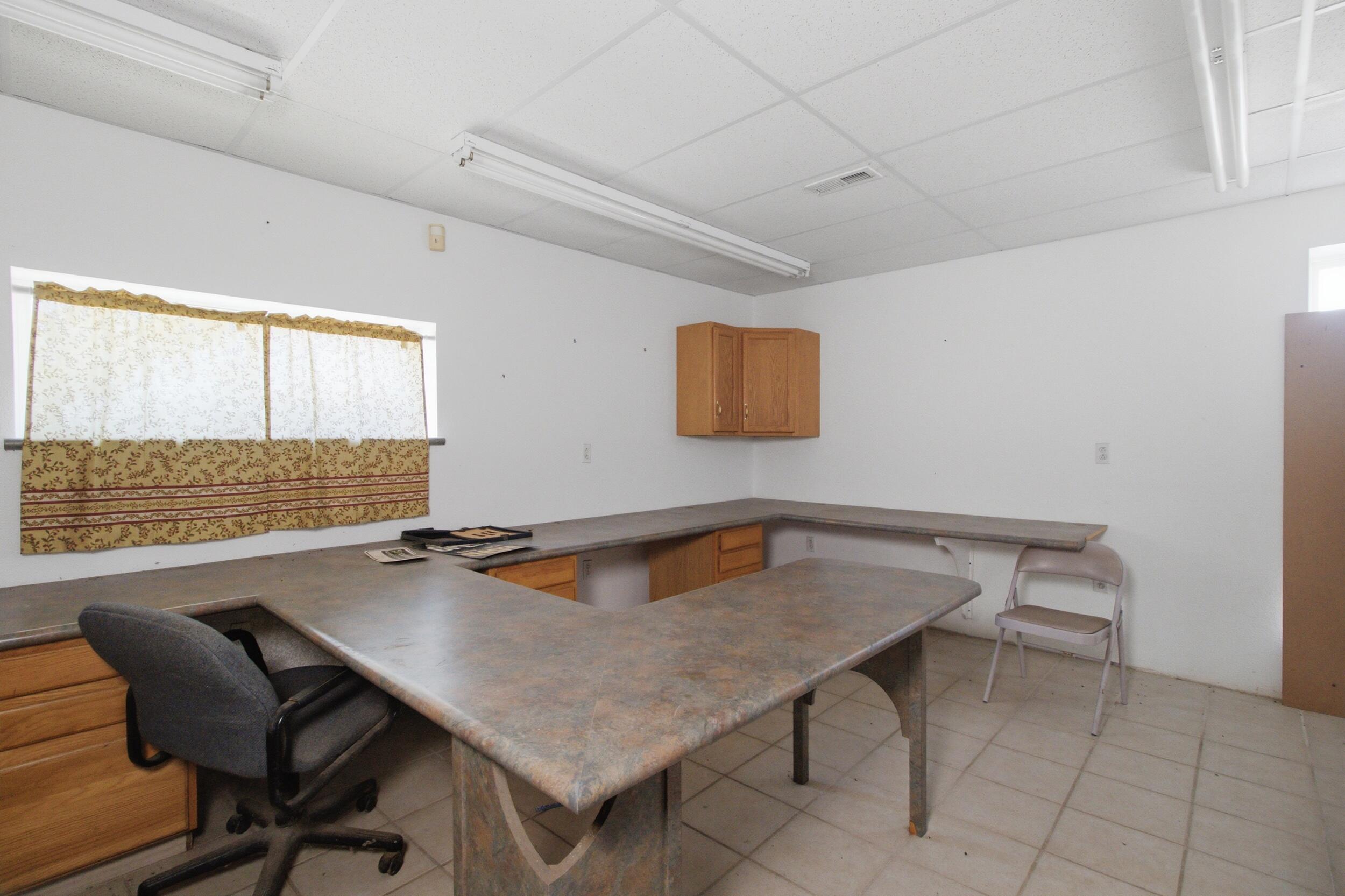 1398-1402 South Valley Road Property Photo 9