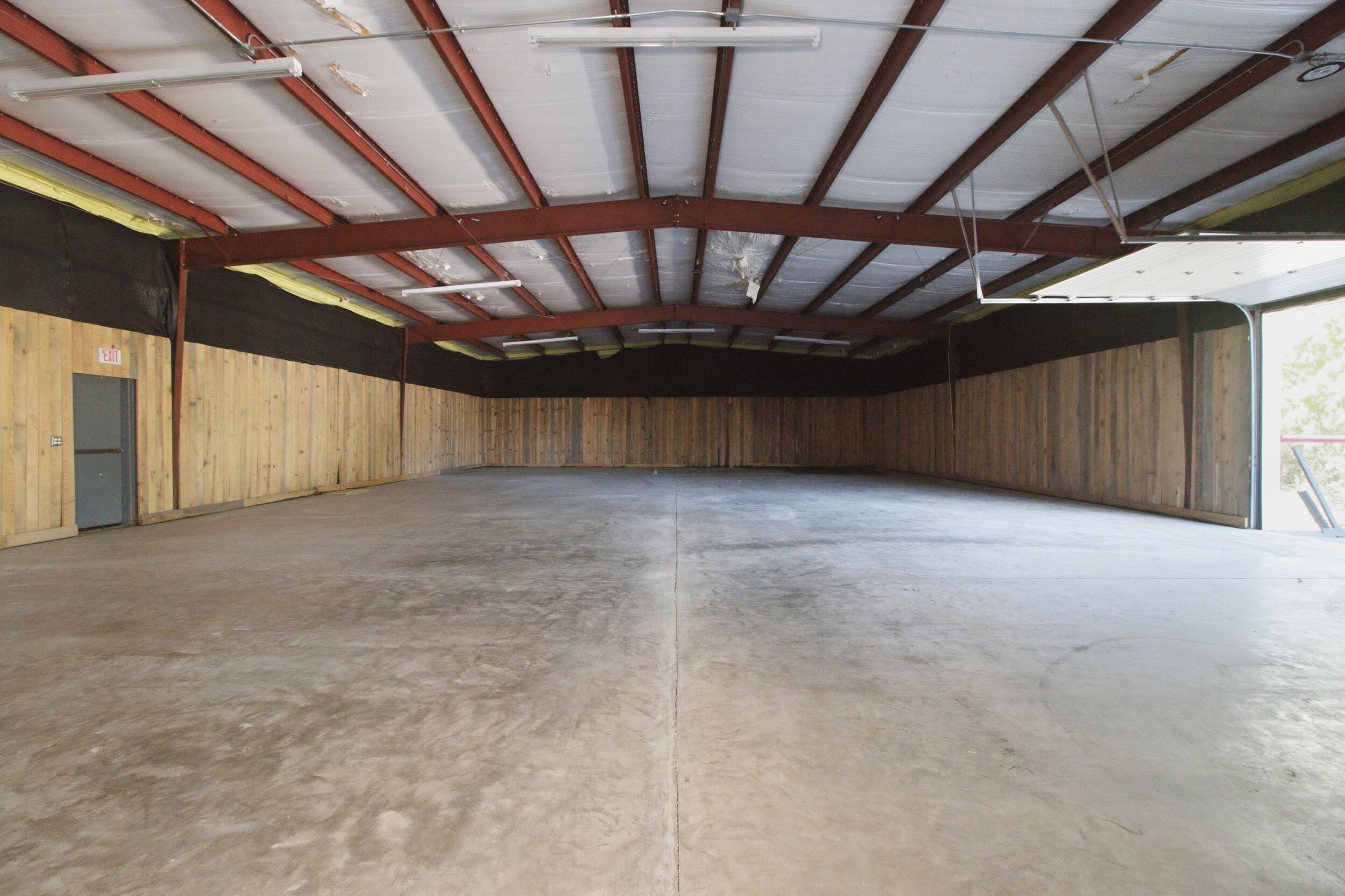 1398-1402 South Valley Road Property Photo 28